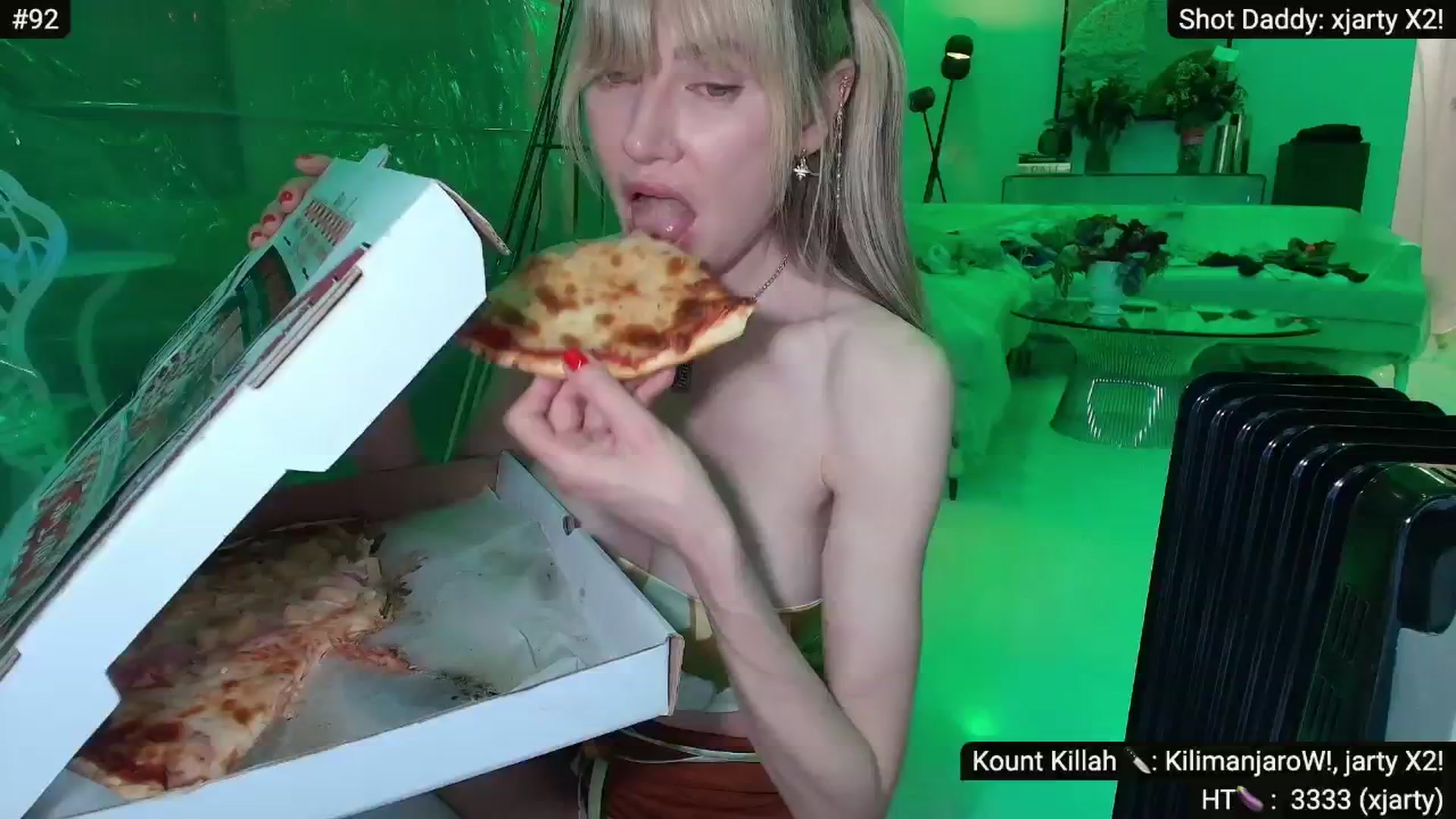 Gallery image thumbnail from Alexis's myfreecams stream on, 03/02/2025, 10:12 image 19 of 20