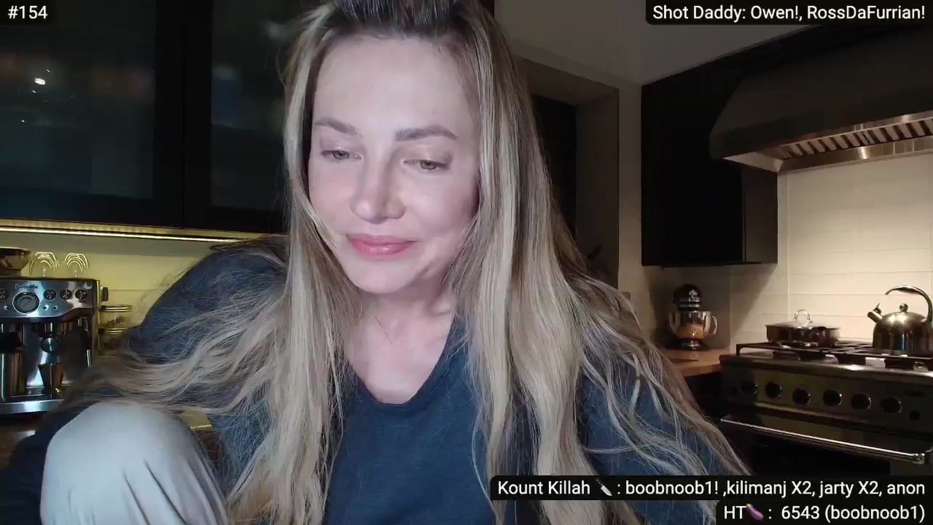 Gallery image thumbnail from Alexis's myfreecams stream on, 04/12/2025, 10:22 image 2 of 20