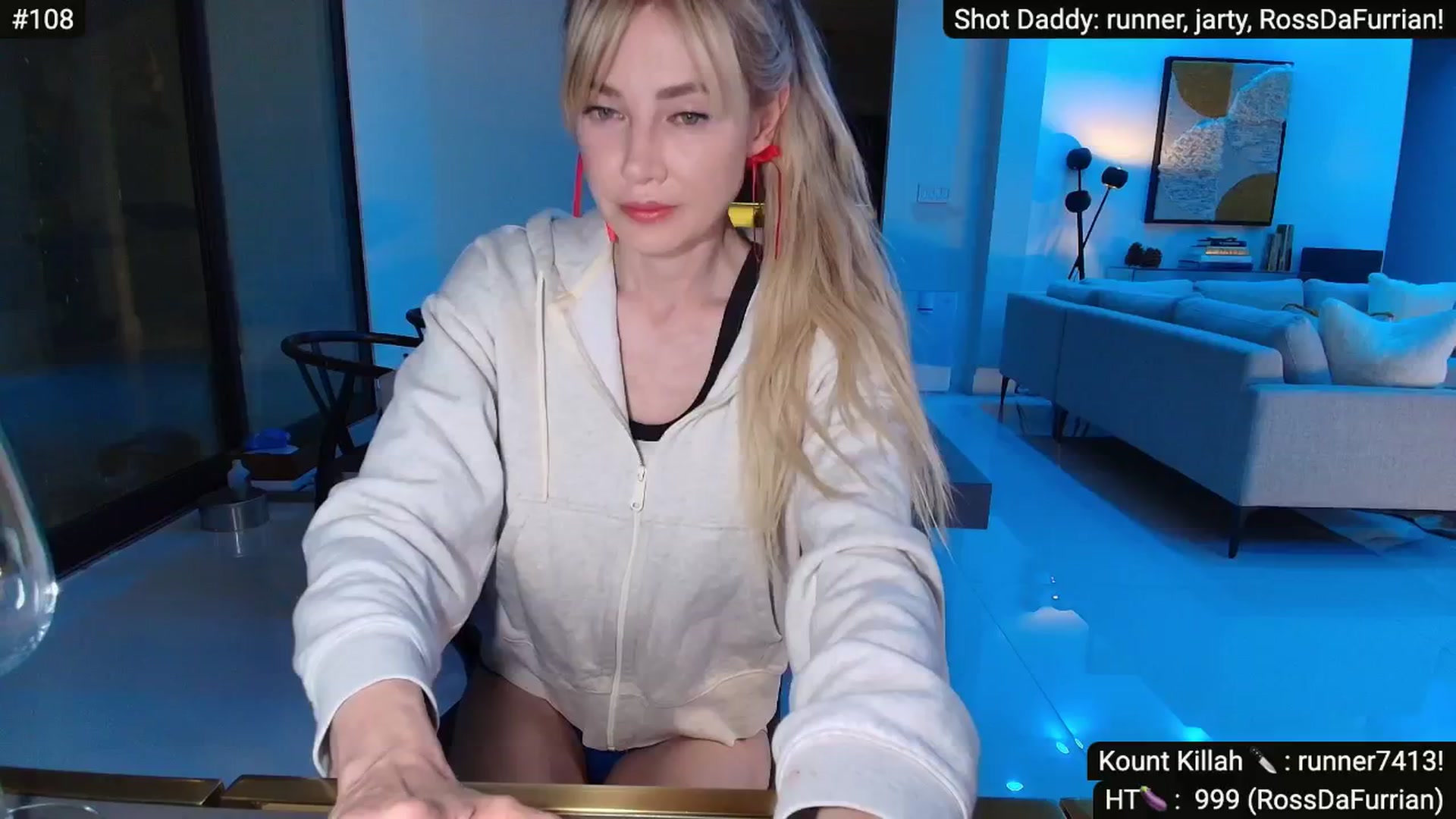 Gallery image thumbnail from Alexis's myfreecams stream on, 04/13/2025, 10:35 image 2 of 20