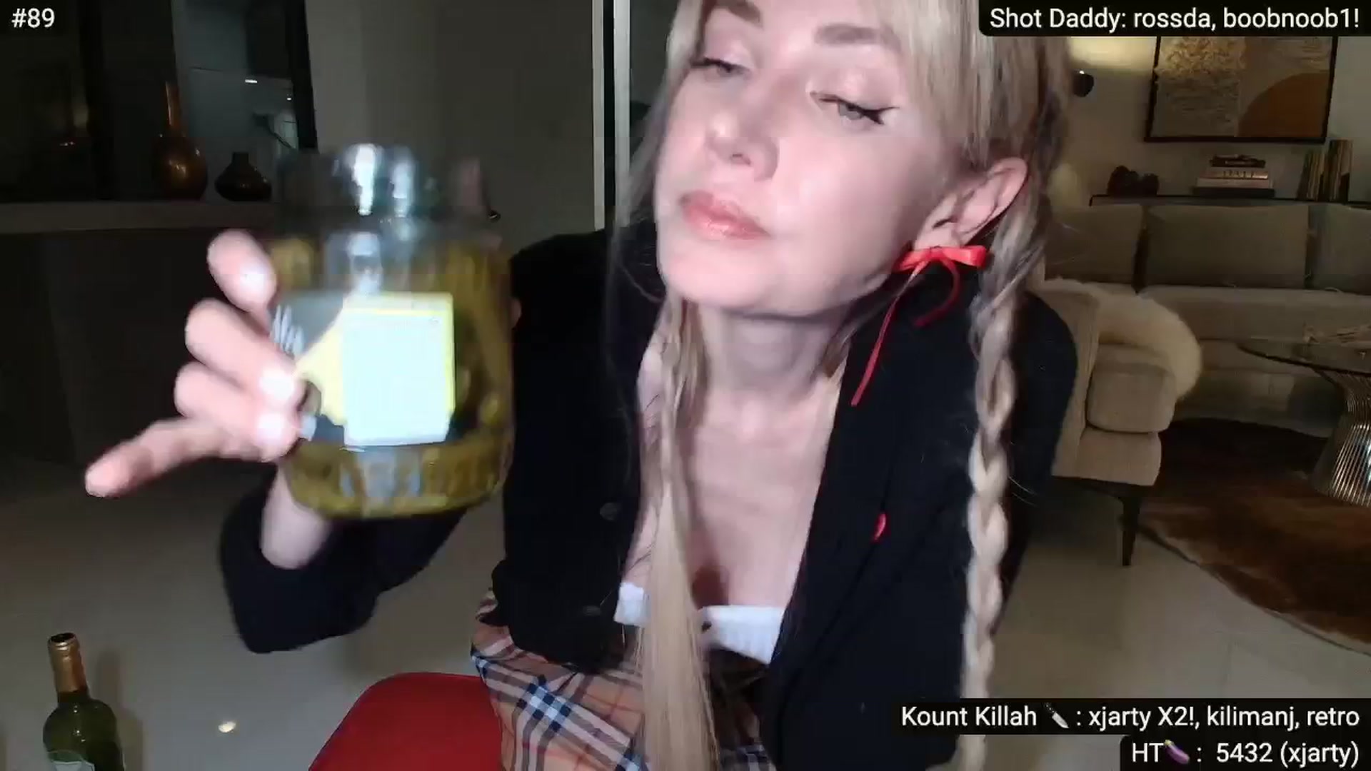 Gallery image thumbnail from Alexis's myfreecams stream on, 04/27/2025, 09:46 image 12 of 20