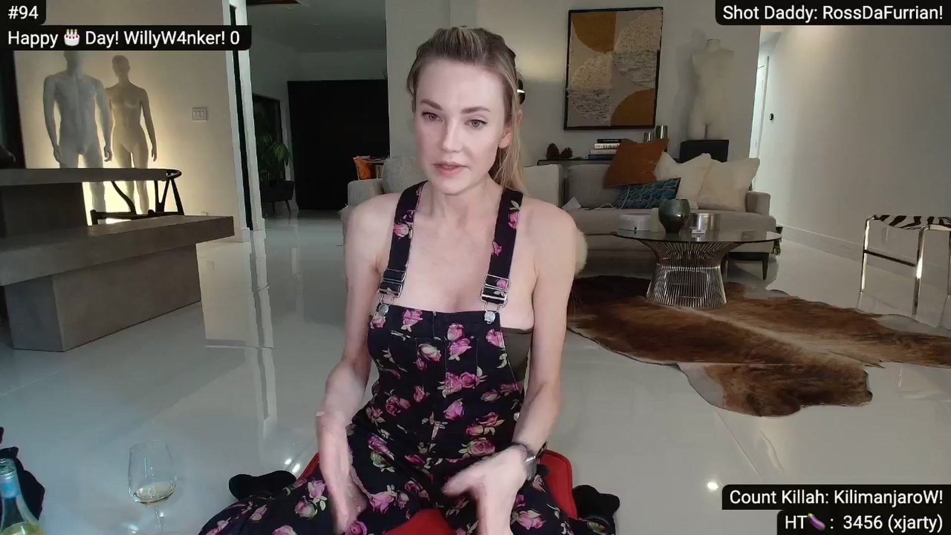 Gallery image thumbnail from Alexis's myfreecams stream on, 05/29/2025, 05:22 image 6 of 20