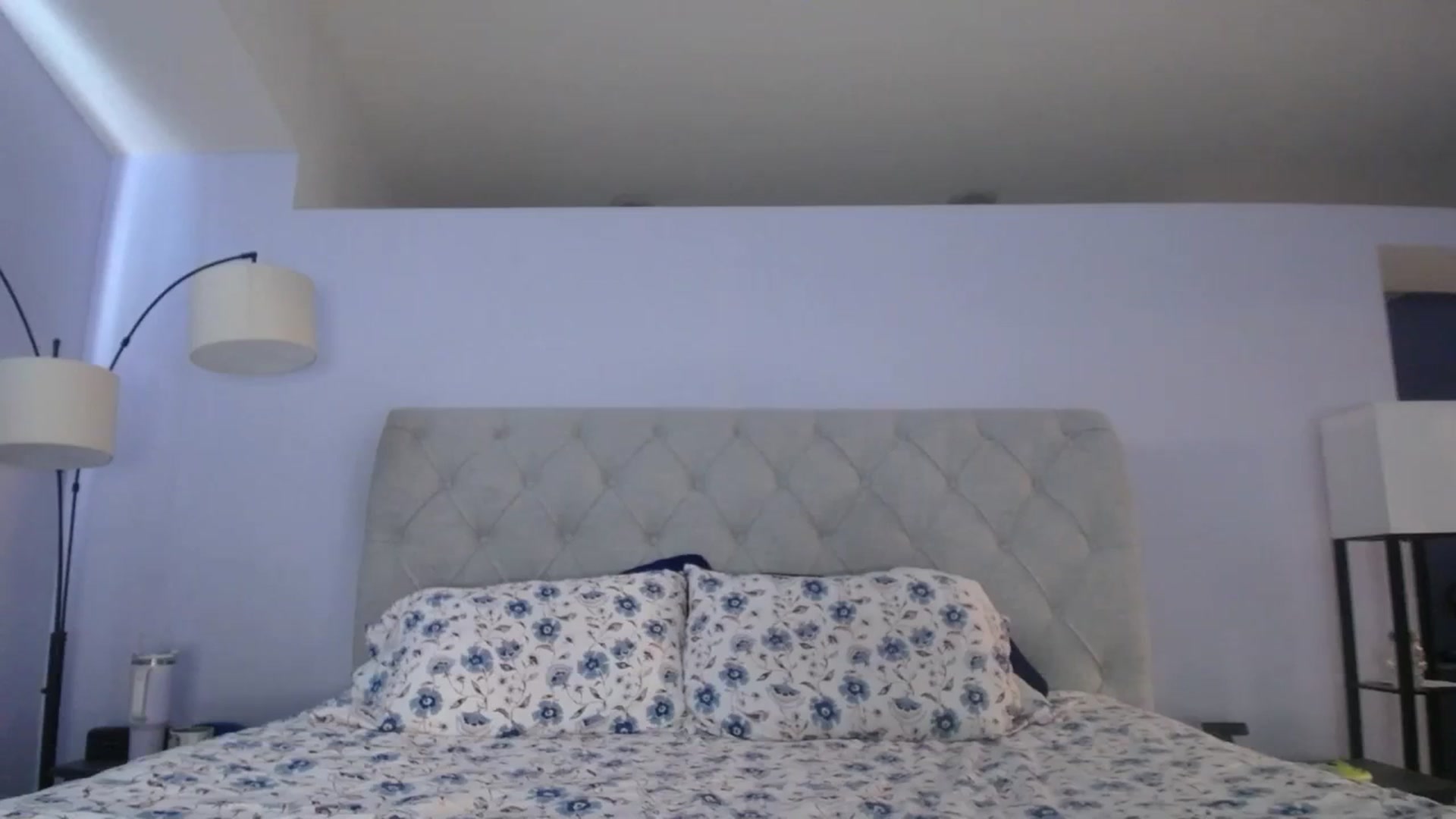 Gallery image thumbnail from AlexisAllen's myfreecams stream on, 09/27/2023, 21:04 image 17 of 20