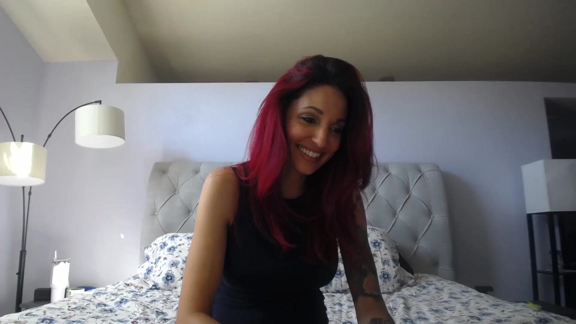 Gallery image thumbnail from AlexisAllen's myfreecams stream on, 09/27/2023, 21:04 image 9 of 20