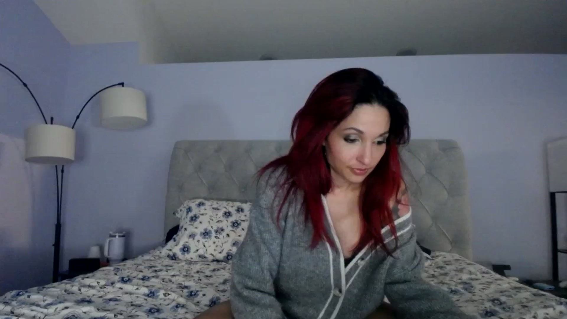 Gallery image thumbnail from AlexisAllen's myfreecams stream on, 09/28/2023, 05:07 image 3 of 20