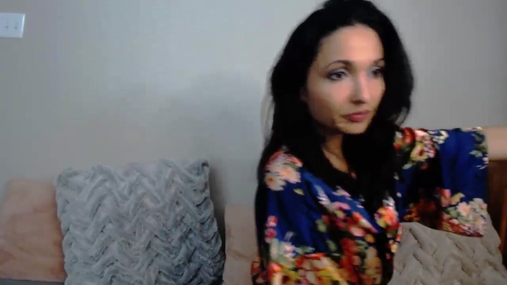 Gallery image thumbnail from AlexisAllen's myfreecams stream on, 06/17/2024, 07:03 image 5 of 20