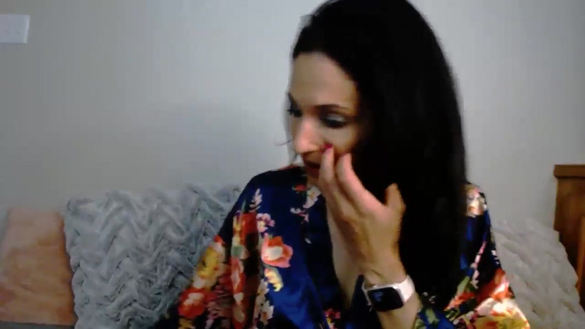 Gallery image thumbnail from AlexisAllen's myfreecams stream on, 06/17/2024, 07:03 image 14 of 20