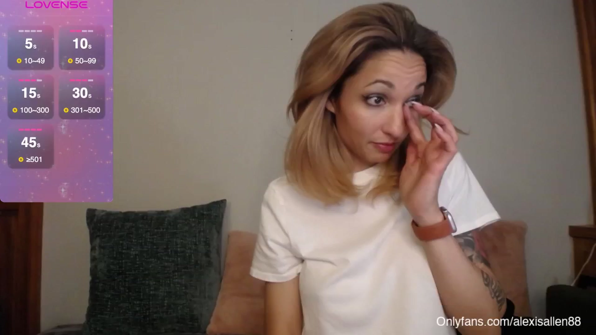 Gallery image thumbnail from AlexisAllen's myfreecams stream on, 06/19/2025, 05:59 image 13 of 20