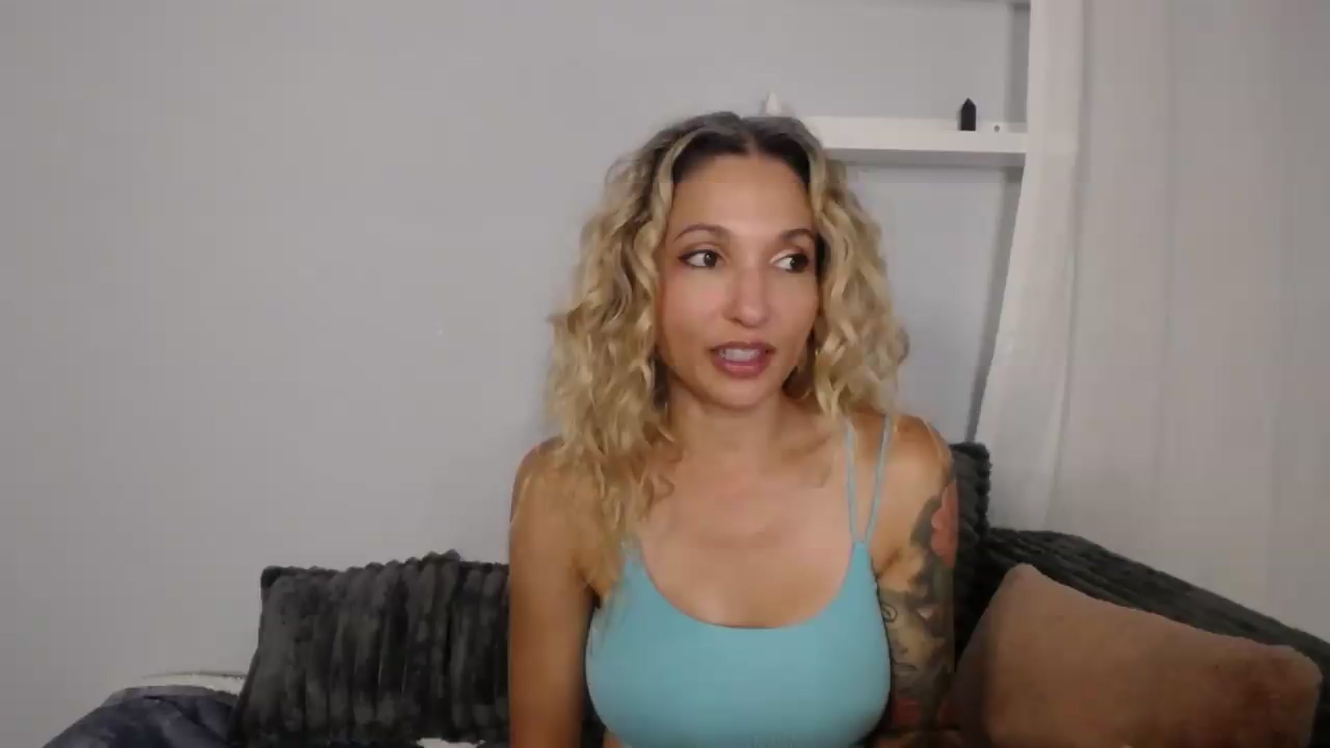 Gallery image thumbnail from AlexisAllen's myfreecams stream on, 08/04/2026, 06:59 image 5 of 20