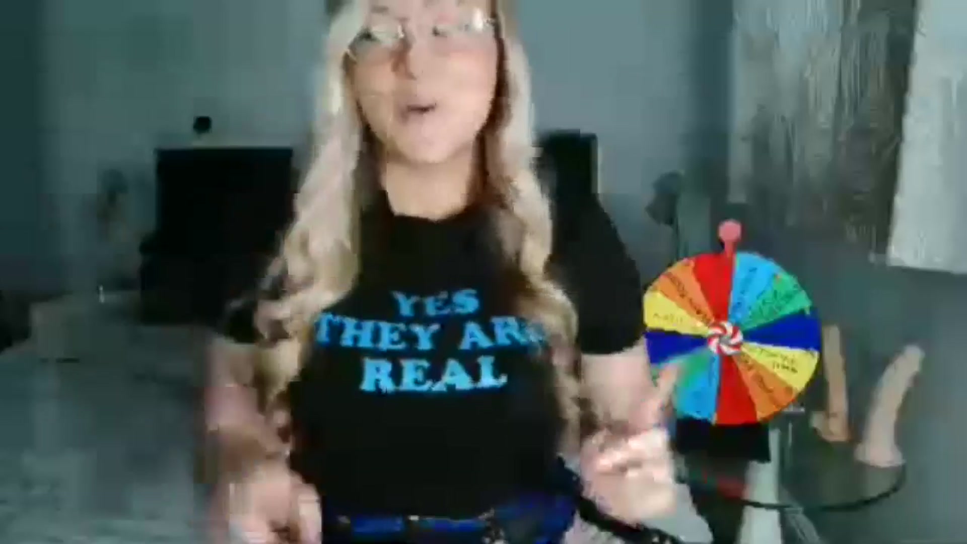 Gallery image thumbnail from AlexisBrookeX's myfreecams stream on, 11/25/2024, 15:34 image 16 of 20
