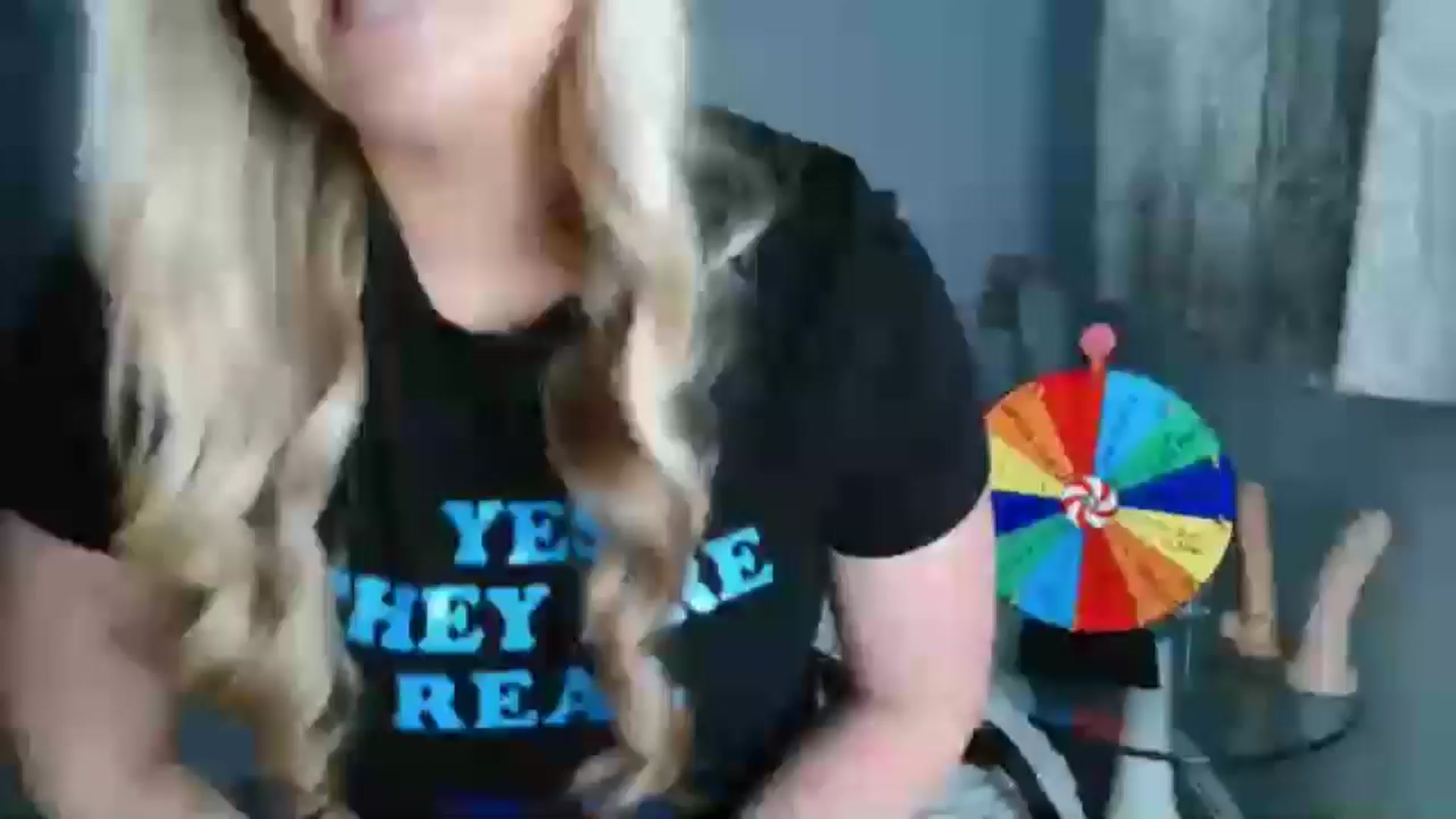 Gallery image thumbnail from AlexisBrookeX's myfreecams stream on, 11/25/2024, 15:34 image 11 of 20
