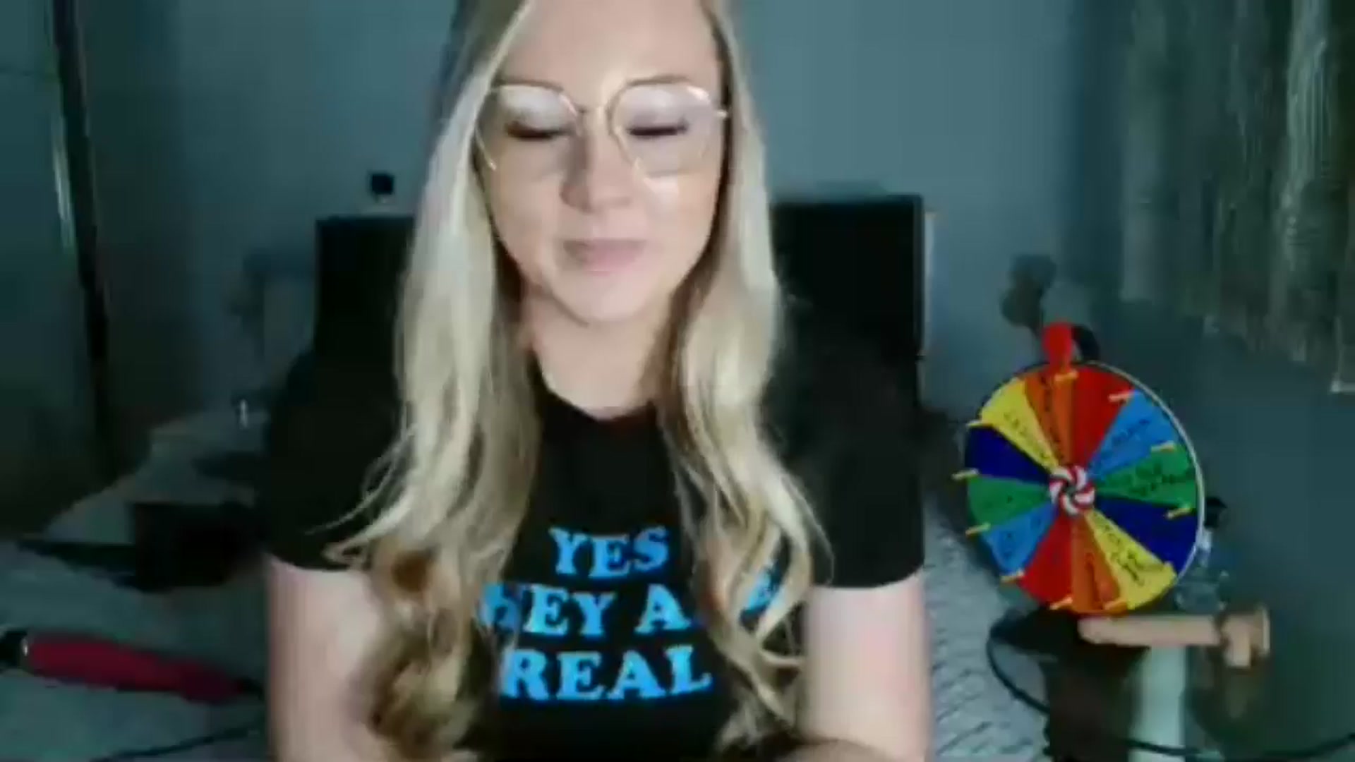 Gallery image thumbnail from AlexisBrookeX's myfreecams stream on, 11/25/2024, 17:30 image 8 of 20