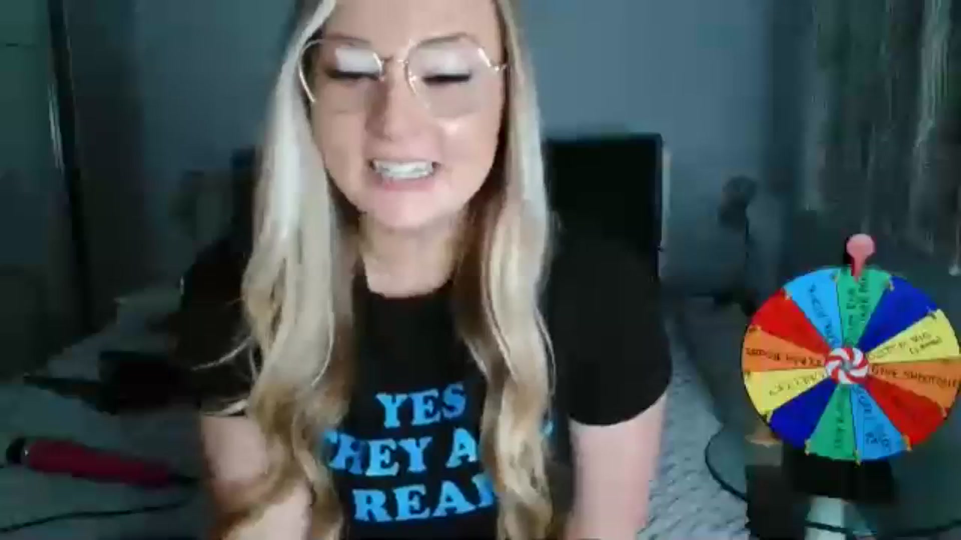 Gallery image thumbnail from AlexisBrookeX's myfreecams stream on, 11/25/2024, 17:56 image 10 of 20
