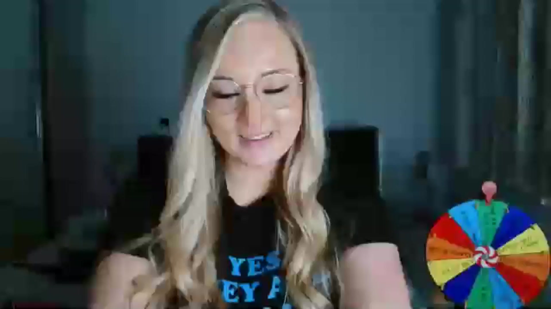 Gallery image thumbnail from AlexisBrookeX's myfreecams stream on, 11/25/2024, 17:56 image 3 of 20