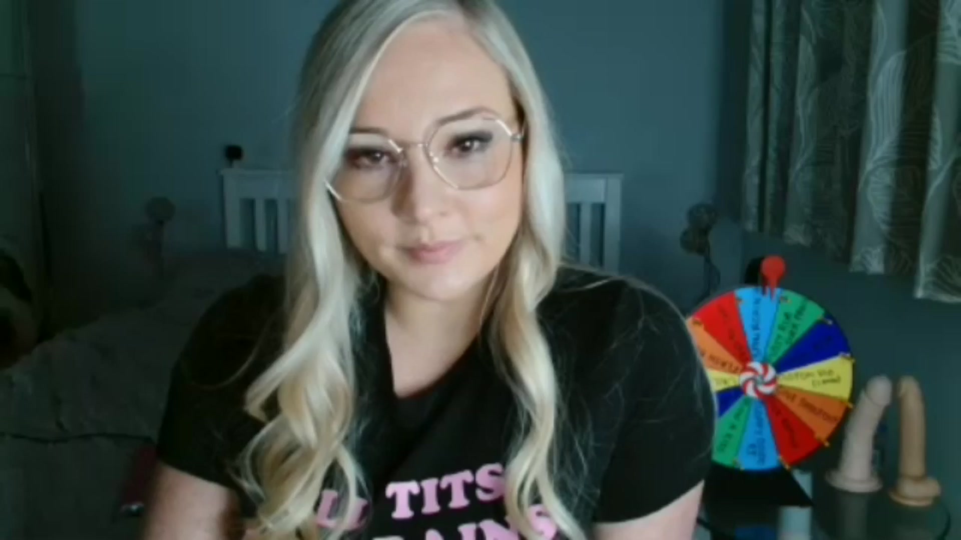 Gallery image thumbnail from AlexisBrookeX's myfreecams stream on, 11/26/2024, 19:20 image 10 of 20