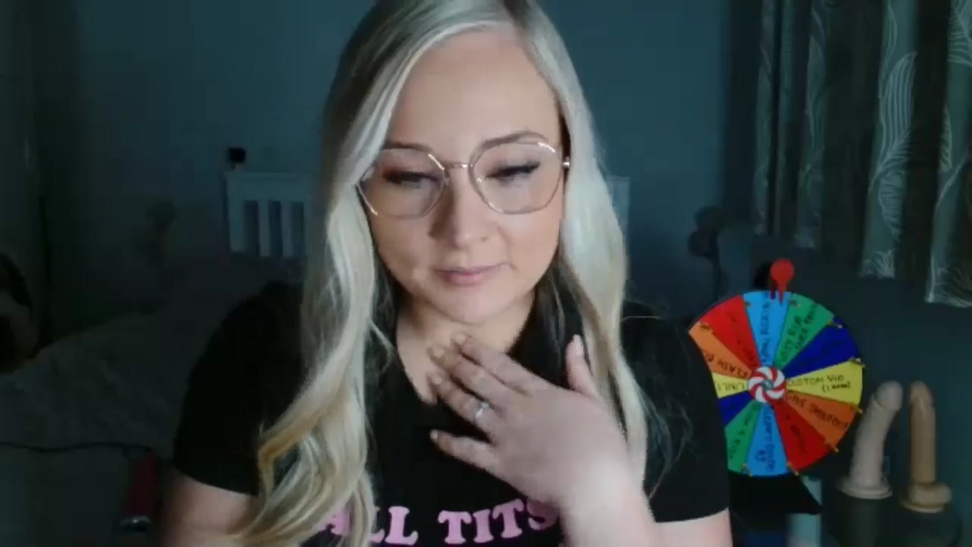 Gallery image thumbnail from AlexisBrookeX's myfreecams stream on, 11/26/2024, 19:20 image 16 of 20