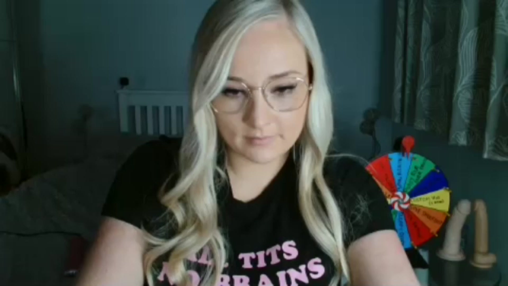 Gallery image thumbnail from AlexisBrookeX's myfreecams stream on, 11/26/2024, 19:20 image 18 of 20