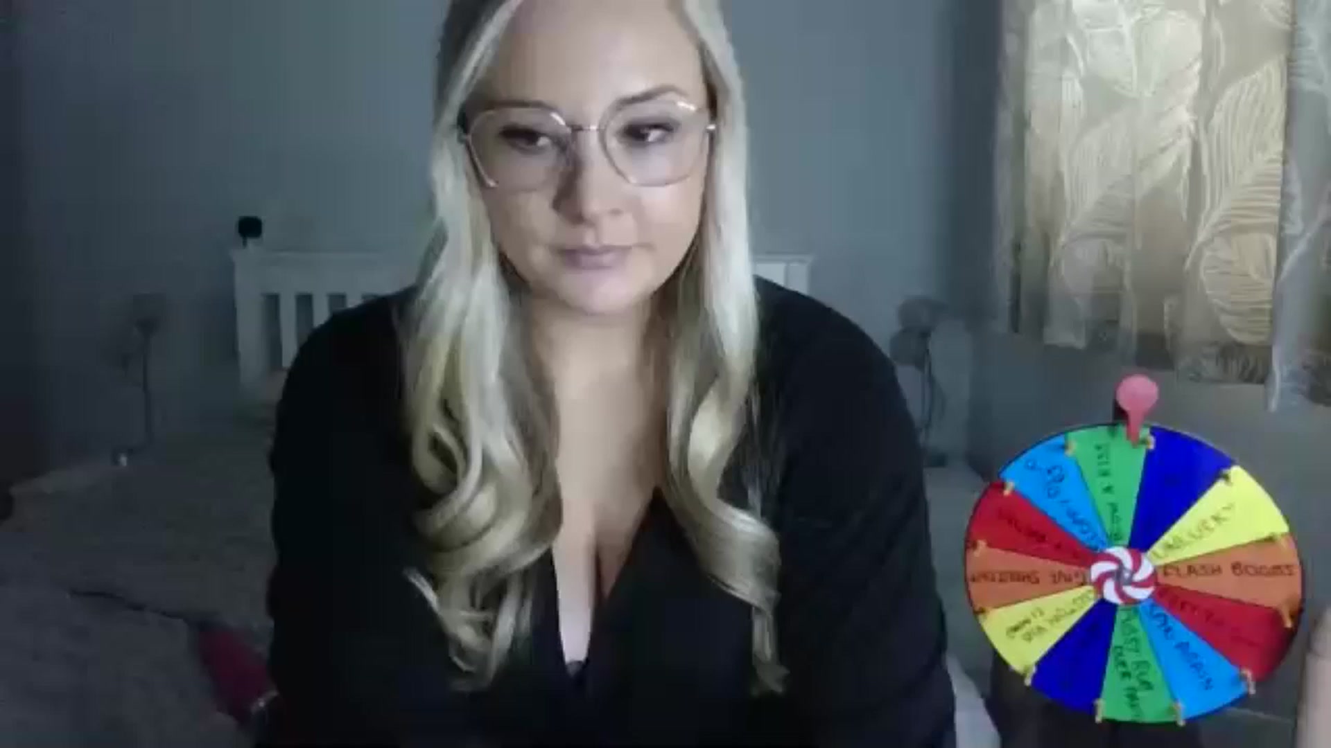 Gallery image thumbnail from AlexisBrookeX's myfreecams stream on, 11/27/2024, 11:29 image 18 of 20