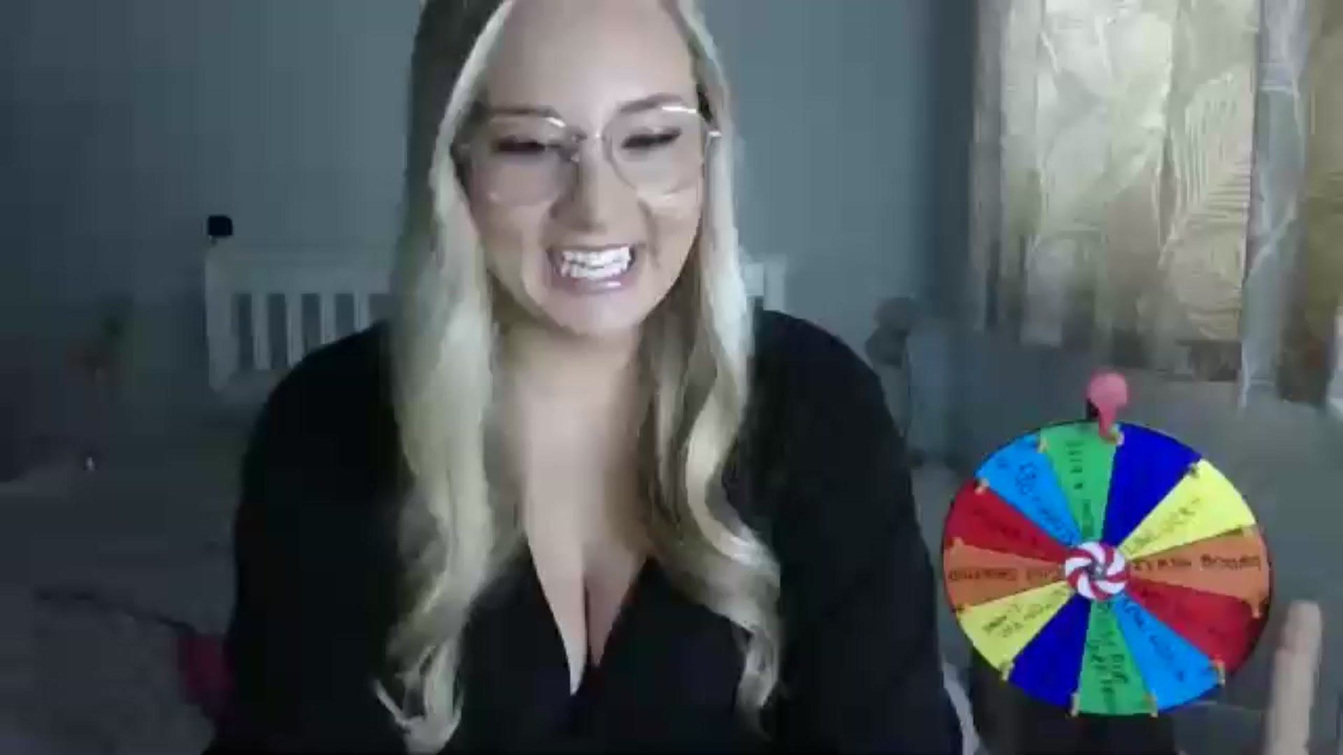 Gallery image thumbnail from AlexisBrookeX's myfreecams stream on, 11/27/2024, 11:29 image 9 of 20