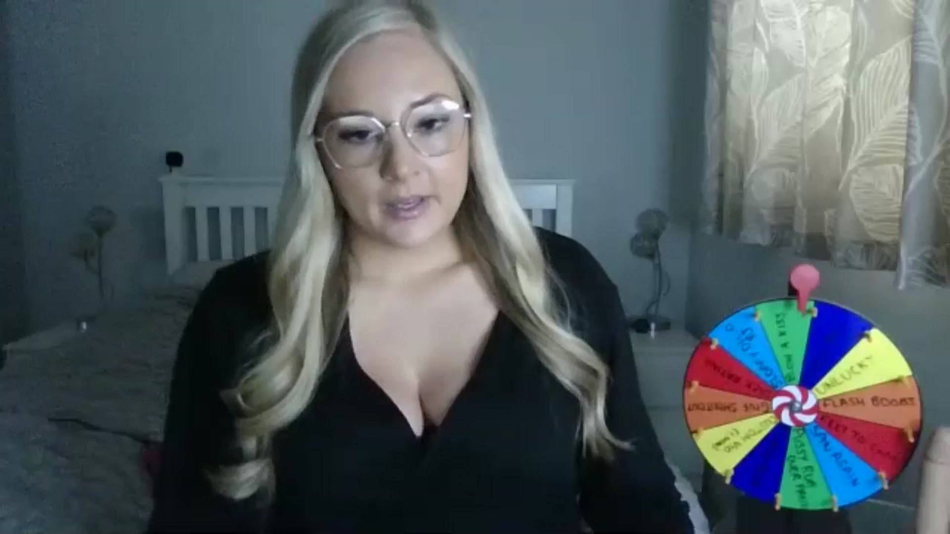 Gallery image thumbnail from AlexisBrookeX's myfreecams stream on, 11/27/2024, 11:29 image 14 of 20