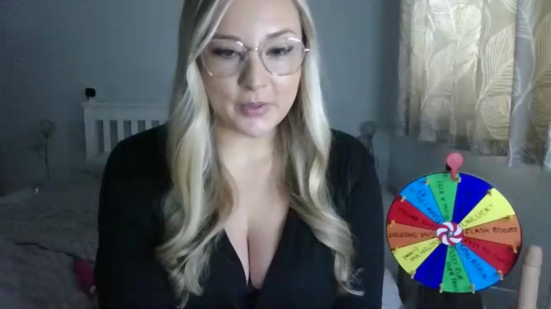 Gallery image thumbnail from AlexisBrookeX's myfreecams stream on, 11/27/2024, 11:29 image 6 of 20