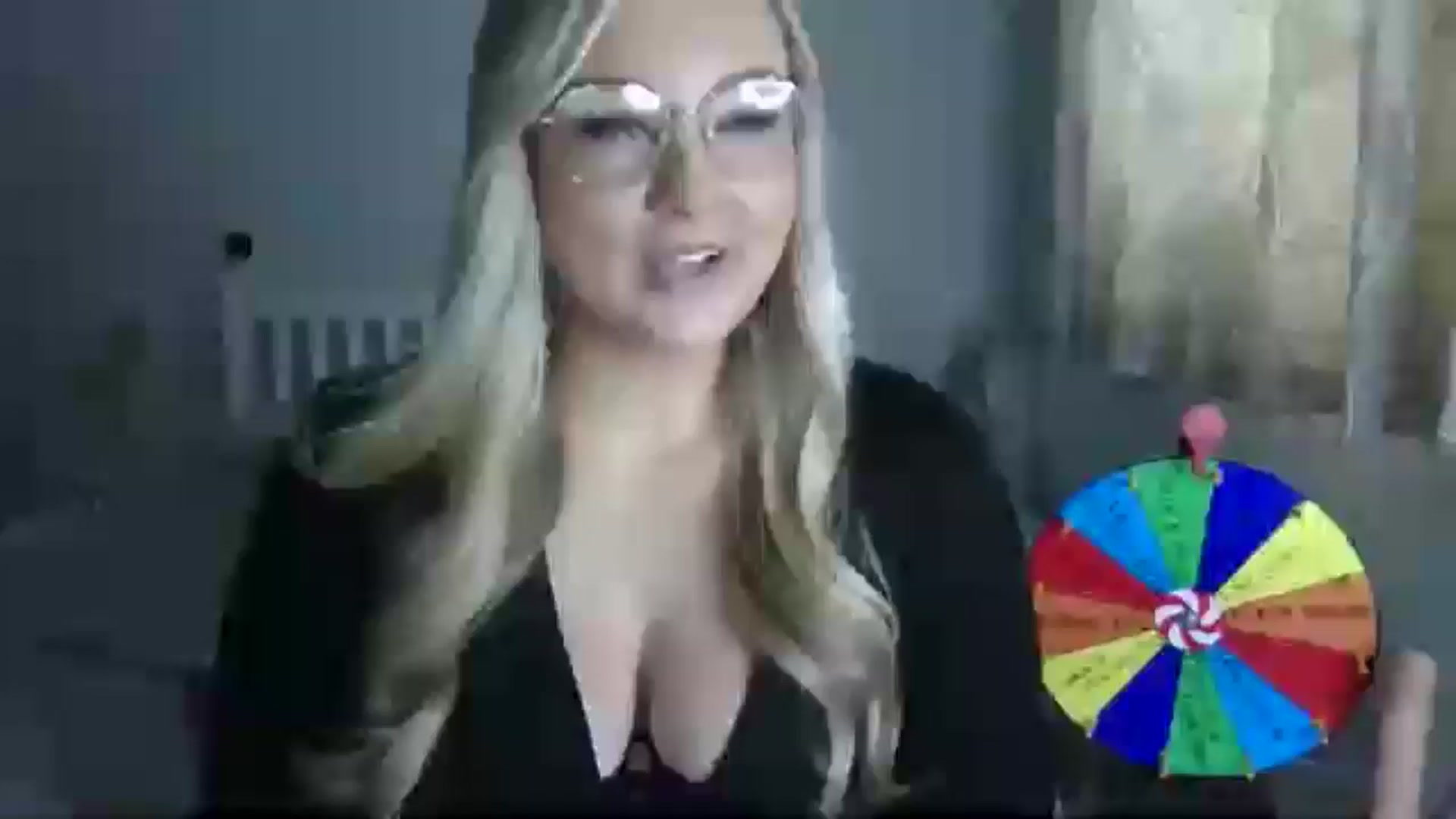 Gallery image thumbnail from AlexisBrookeX's myfreecams stream on, 11/27/2024, 11:29 image 10 of 20