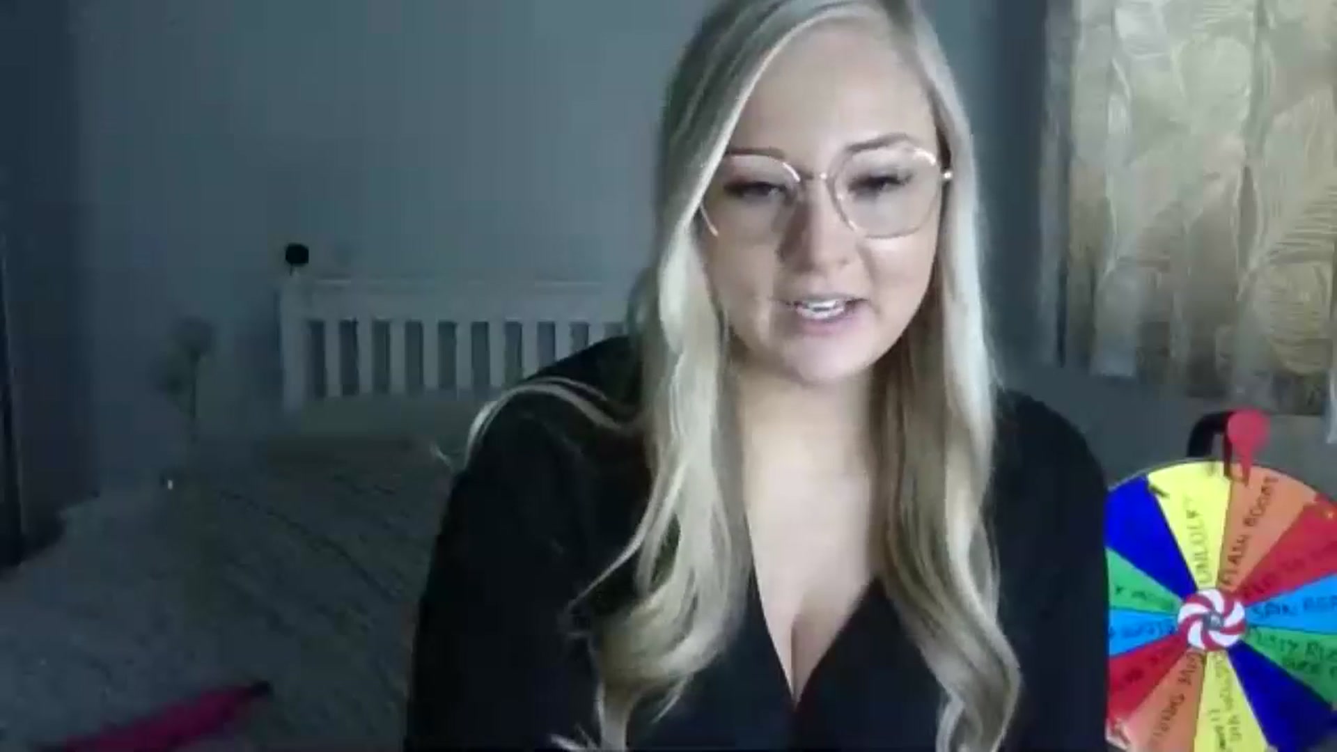 Gallery image thumbnail from AlexisBrookeX's myfreecams stream on, 11/27/2024, 12:17 image 13 of 20