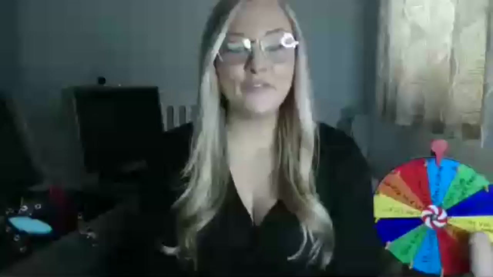 Gallery image thumbnail from AlexisBrookeX's myfreecams stream on, 11/27/2024, 12:56 image 15 of 20