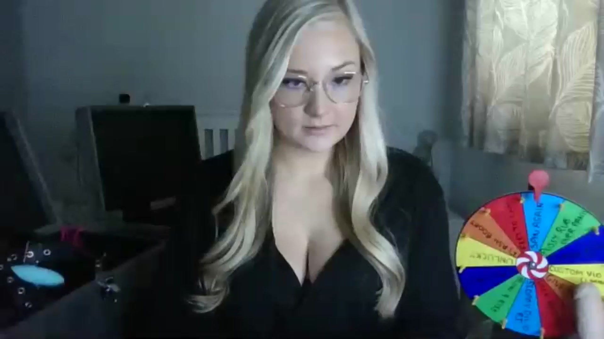 Gallery image thumbnail from AlexisBrookeX's myfreecams stream on, 11/27/2024, 12:56 image 8 of 20