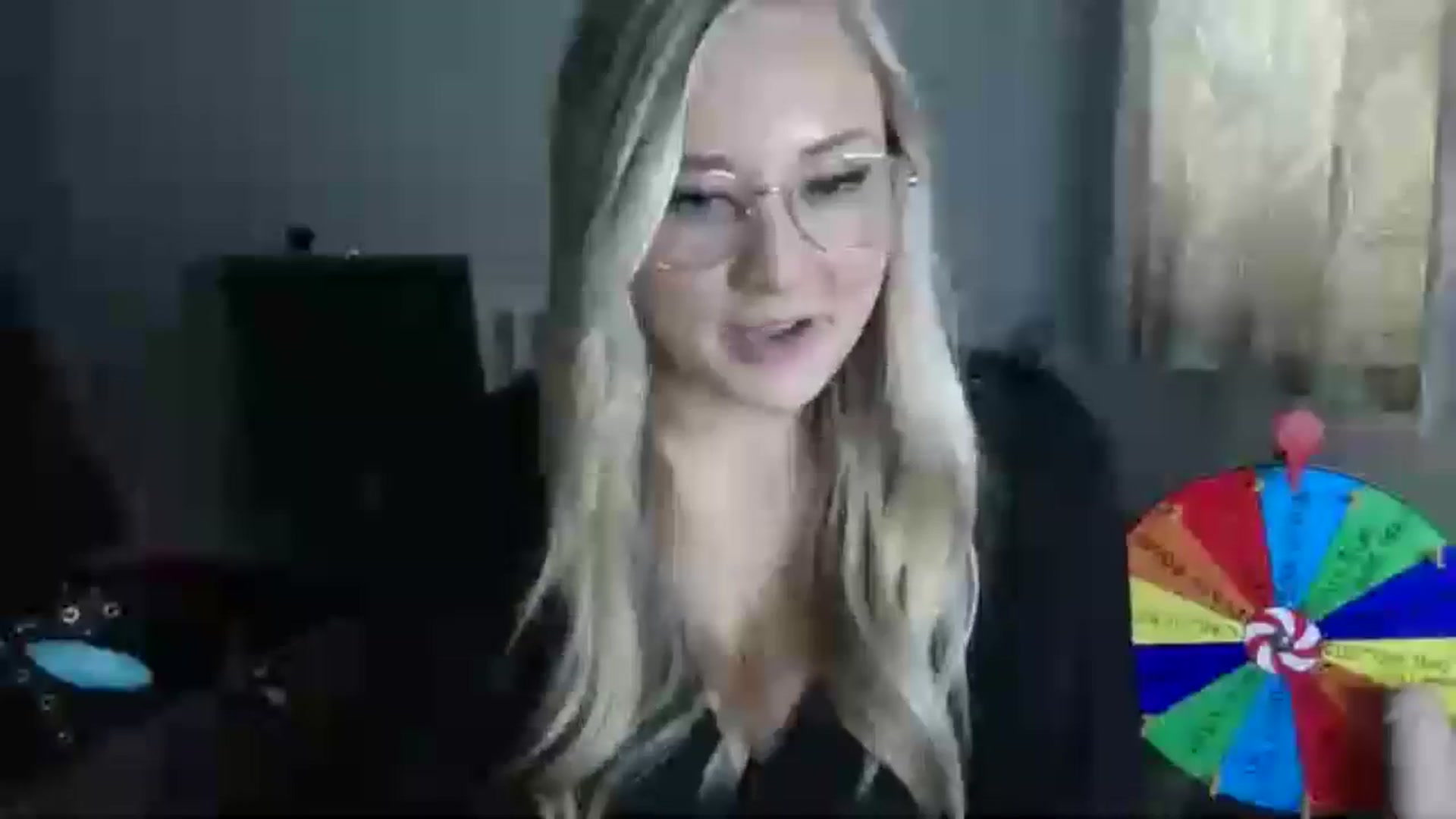 Gallery image thumbnail from AlexisBrookeX's myfreecams stream on, 11/27/2024, 12:56 image 13 of 20