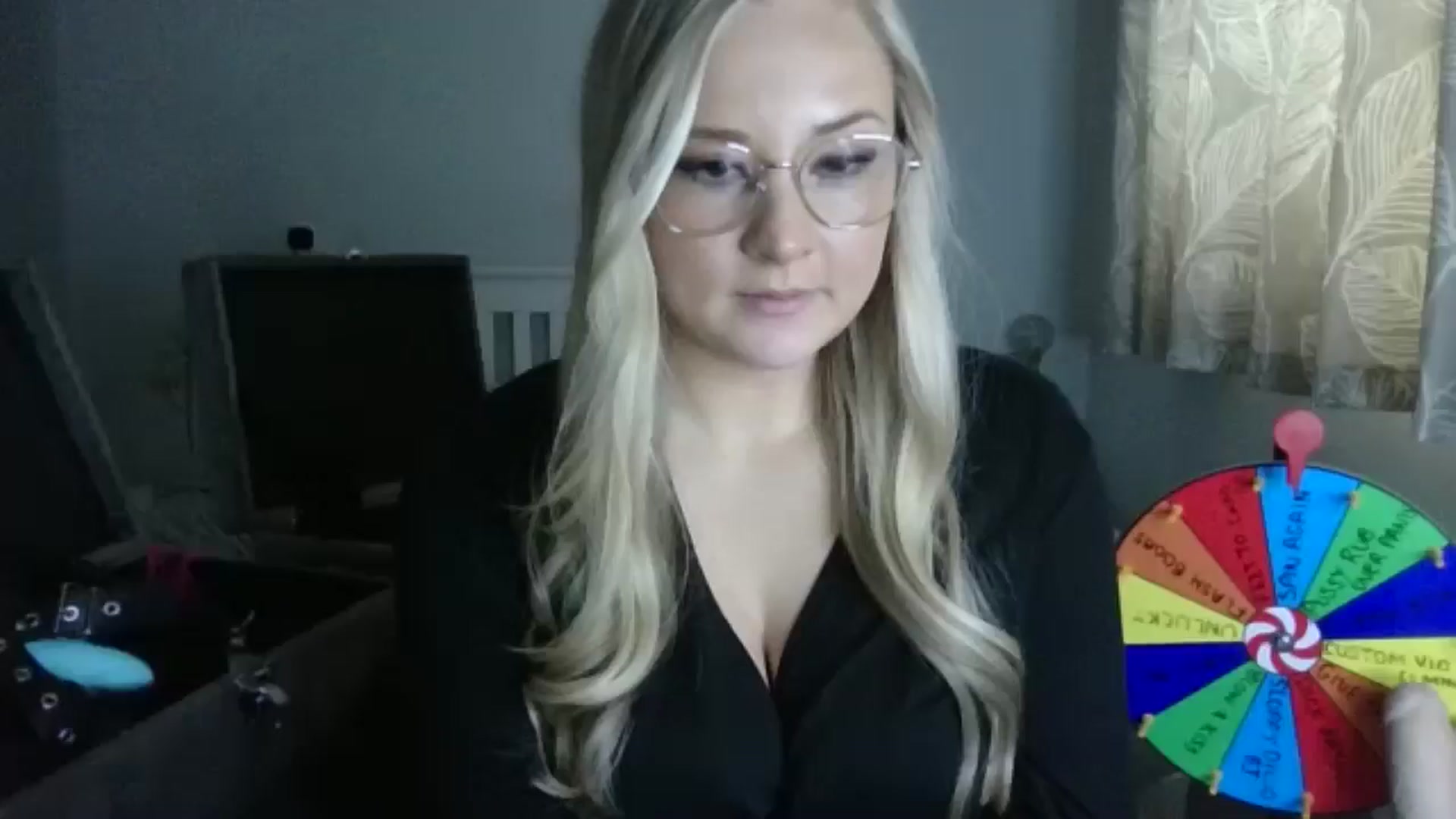 Gallery image thumbnail from AlexisBrookeX's myfreecams stream on, 11/27/2024, 12:56 image 2 of 20