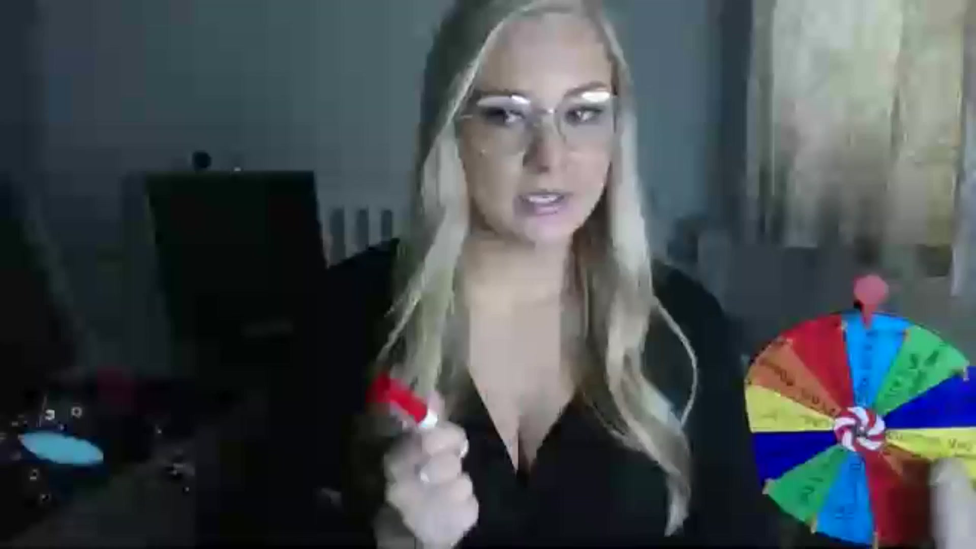 Gallery image thumbnail from AlexisBrookeX's myfreecams stream on, 11/27/2024, 13:06 image 1 of 20