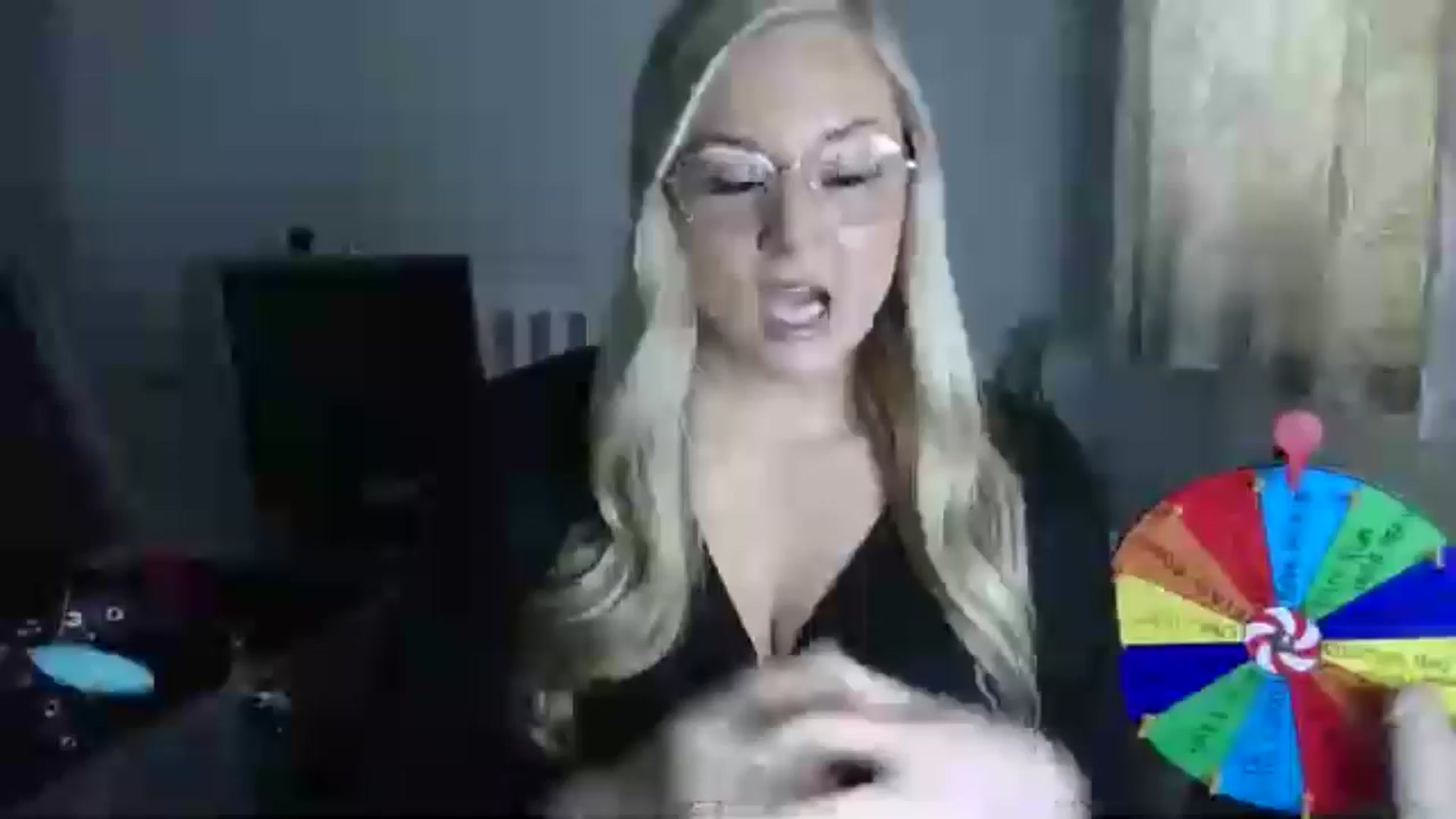 Gallery image thumbnail from AlexisBrookeX's myfreecams stream on, 11/27/2024, 13:06 image 4 of 20