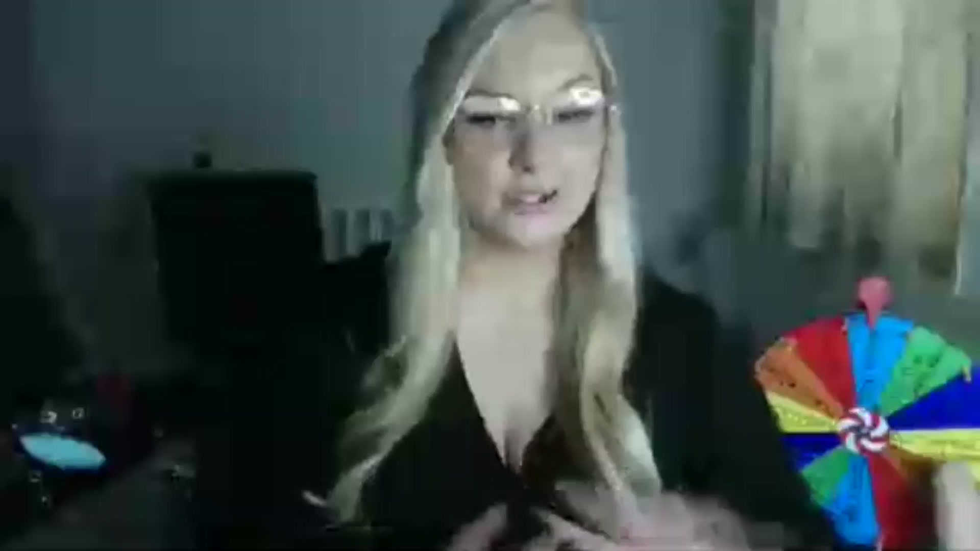 Gallery image thumbnail from AlexisBrookeX's myfreecams stream on, 11/27/2024, 13:06 image 13 of 20