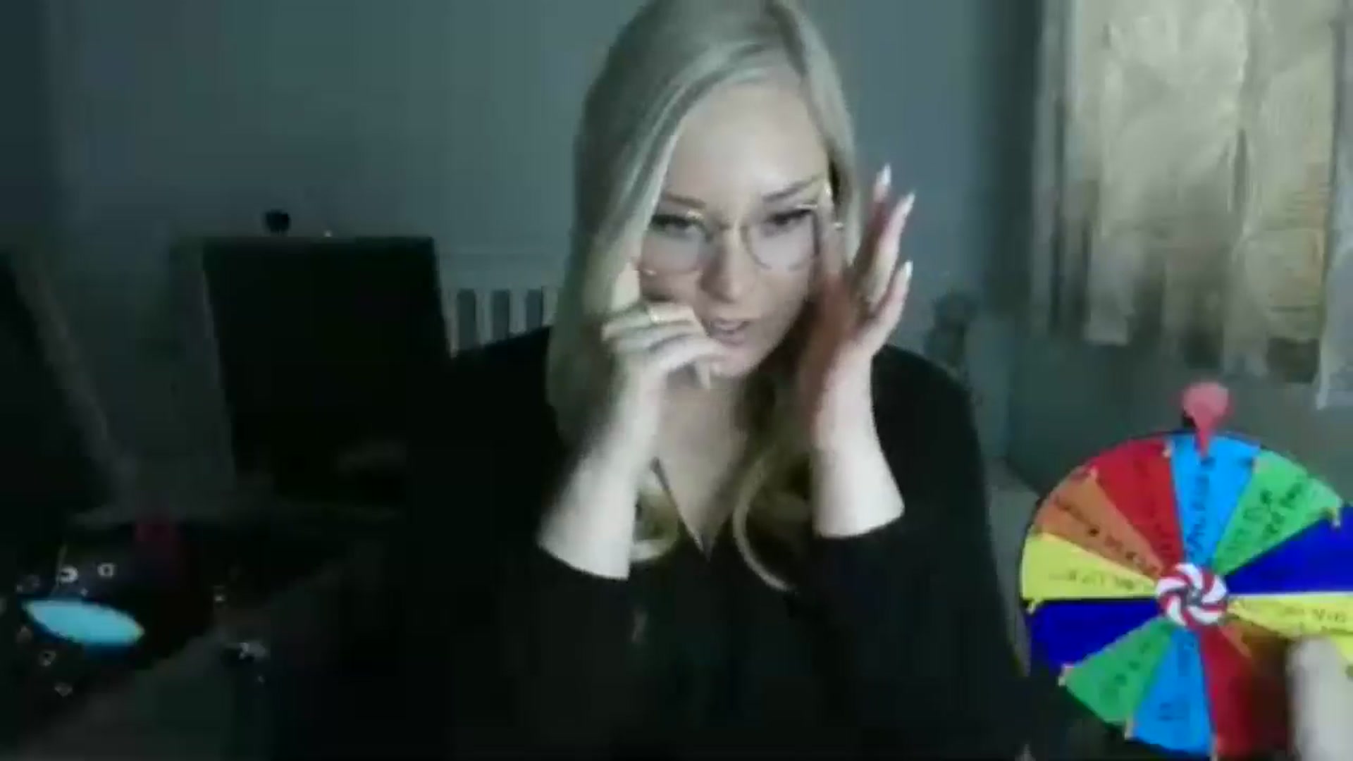 Gallery image thumbnail from AlexisBrookeX's myfreecams stream on, 11/27/2024, 13:06 image 11 of 20