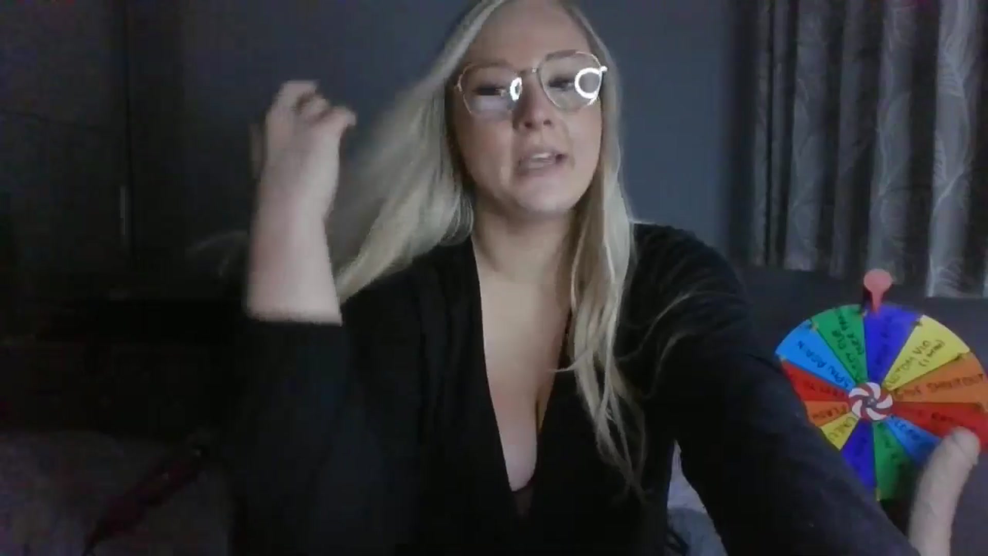 Gallery image thumbnail from AlexisBrookeX's myfreecams stream on, 11/27/2024, 16:24 image 6 of 20