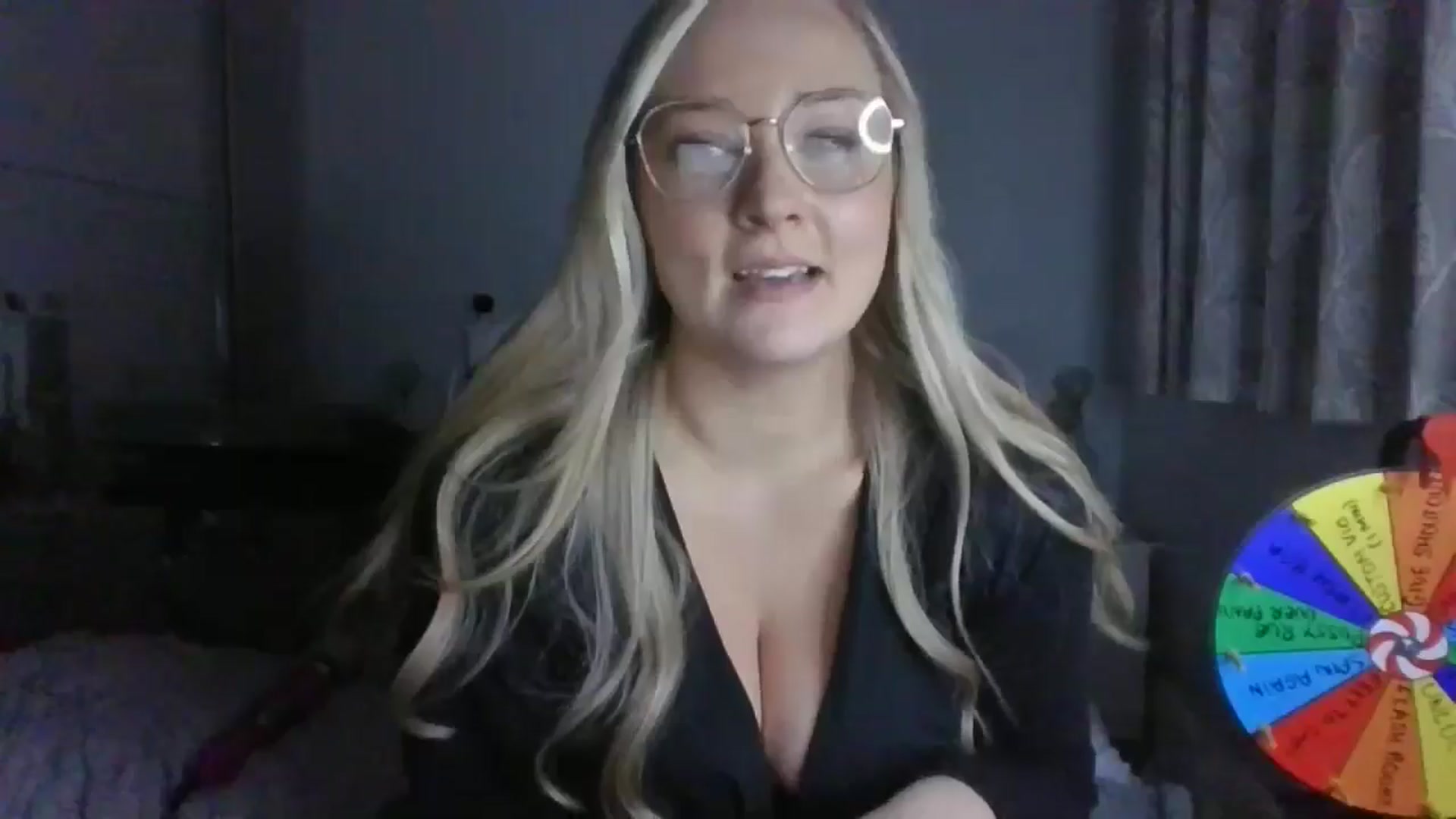 Gallery image thumbnail from AlexisBrookeX's myfreecams stream on, 11/27/2024, 16:24 image 19 of 20