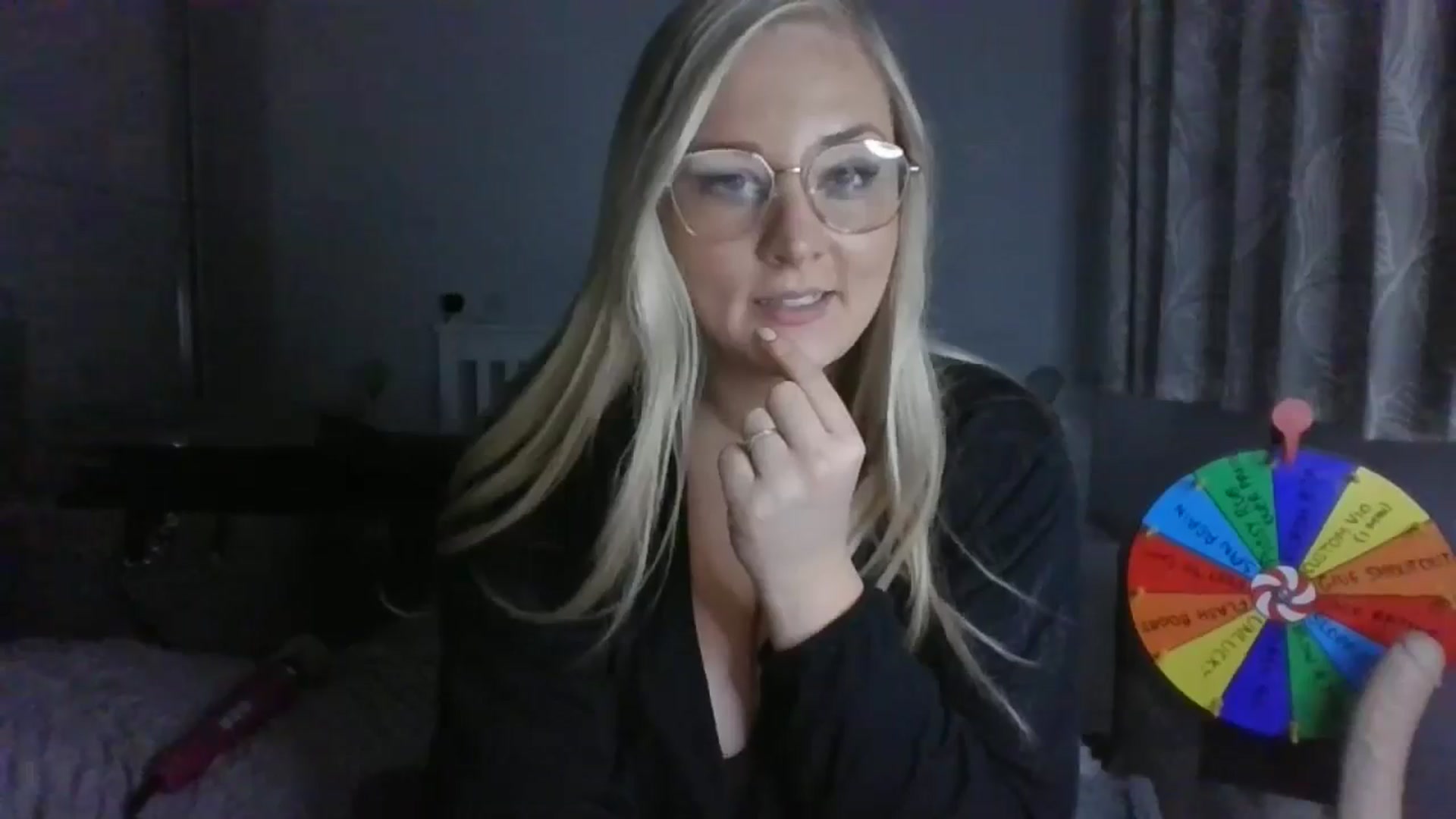 Gallery image thumbnail from AlexisBrookeX's myfreecams stream on, 11/27/2024, 16:24 image 5 of 20