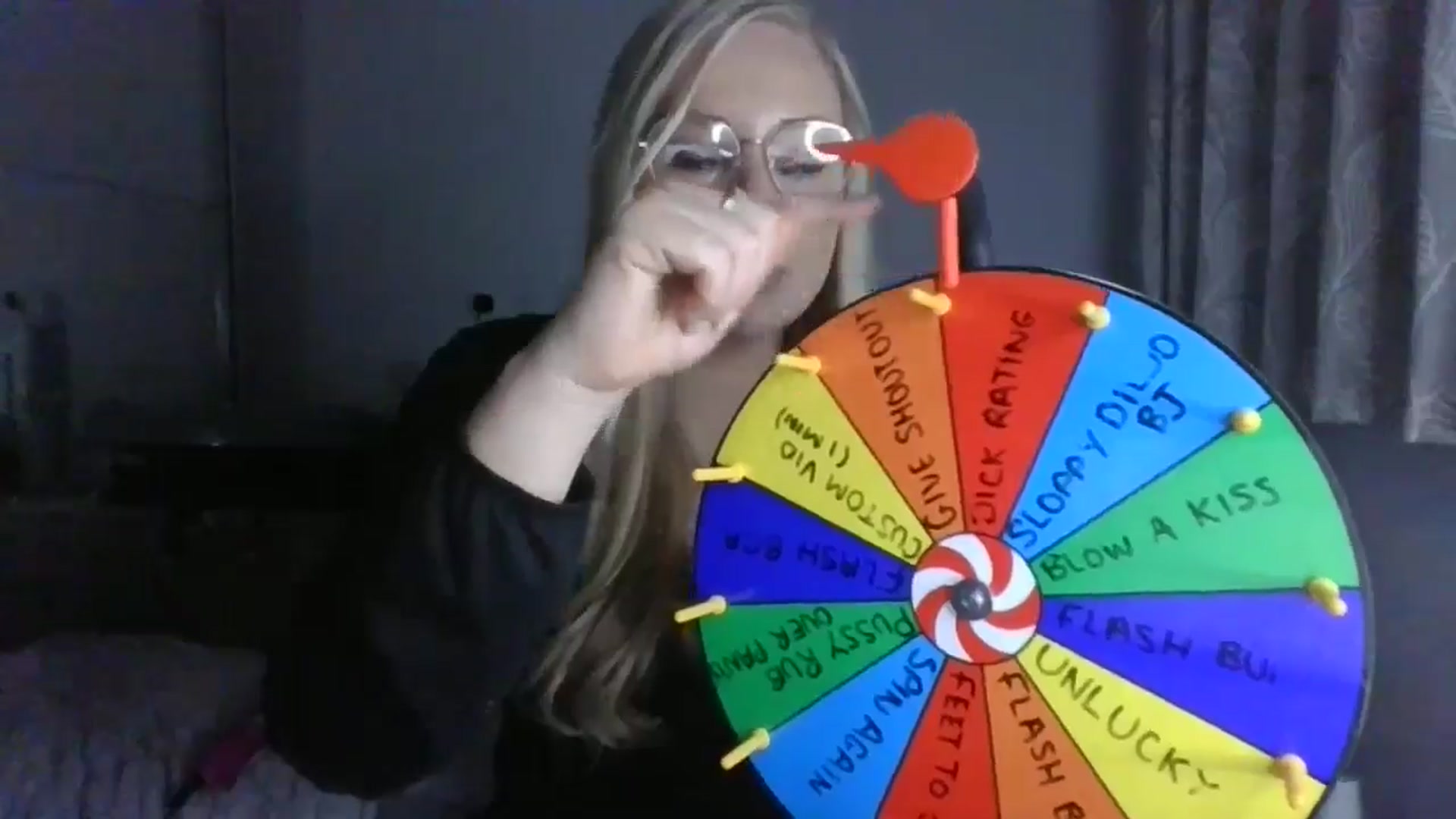 Gallery image thumbnail from AlexisBrookeX's myfreecams stream on, 11/27/2024, 16:24 image 18 of 20