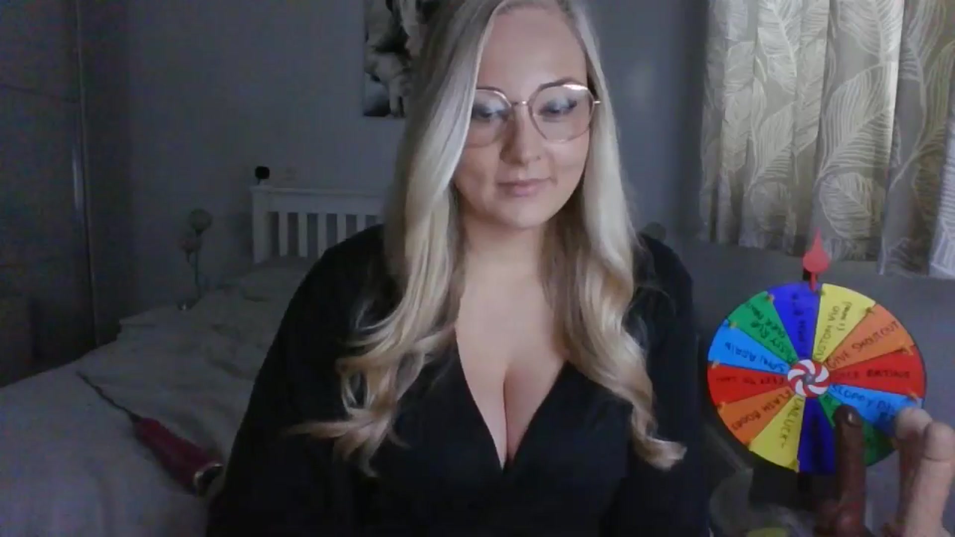 Gallery image thumbnail from AlexisBrookeX's myfreecams stream on, 11/28/2024, 14:15 image 12 of 20