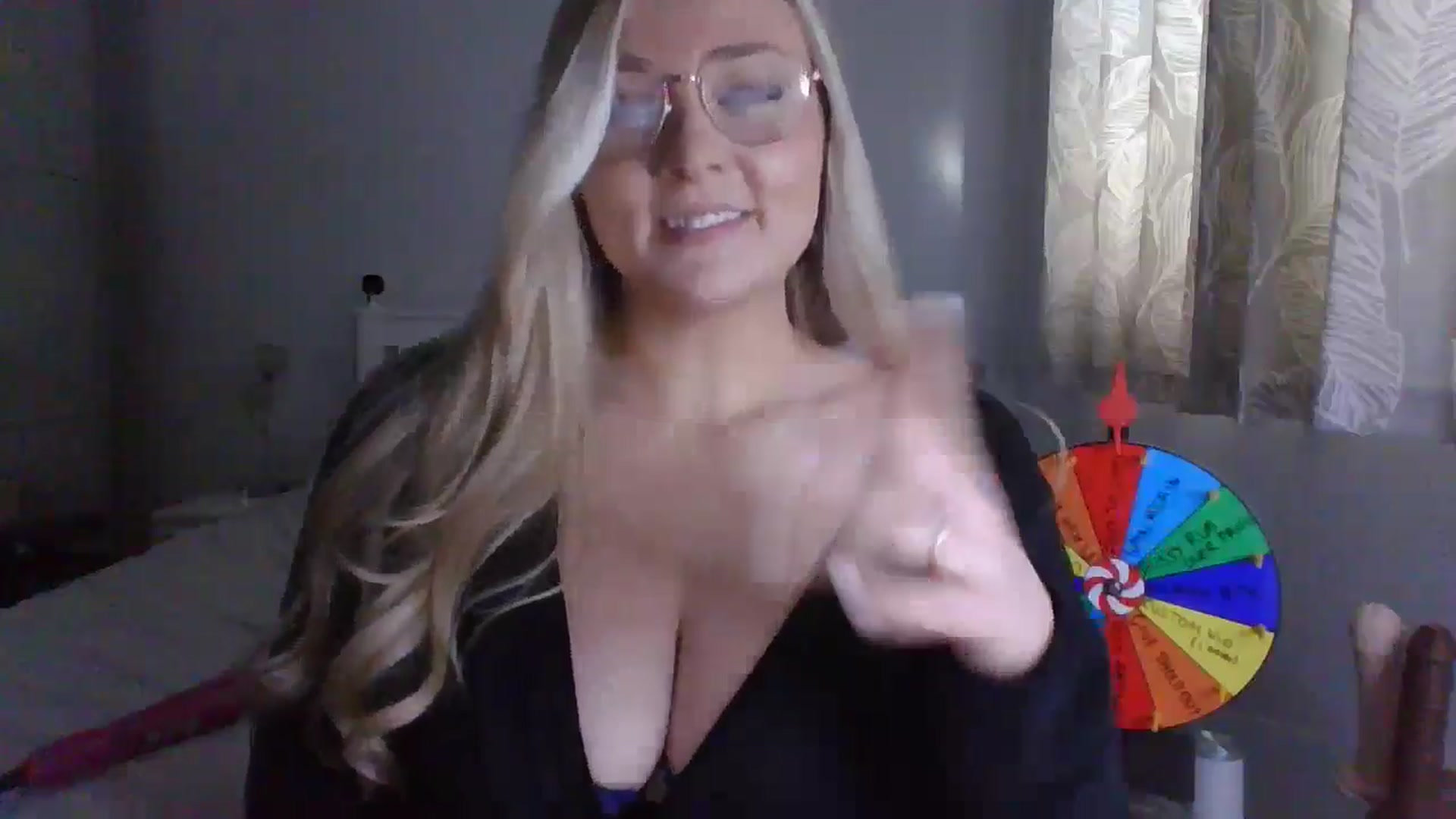 Gallery image thumbnail from AlexisBrookeX's myfreecams stream on, 11/29/2024, 13:21 image 20 of 20