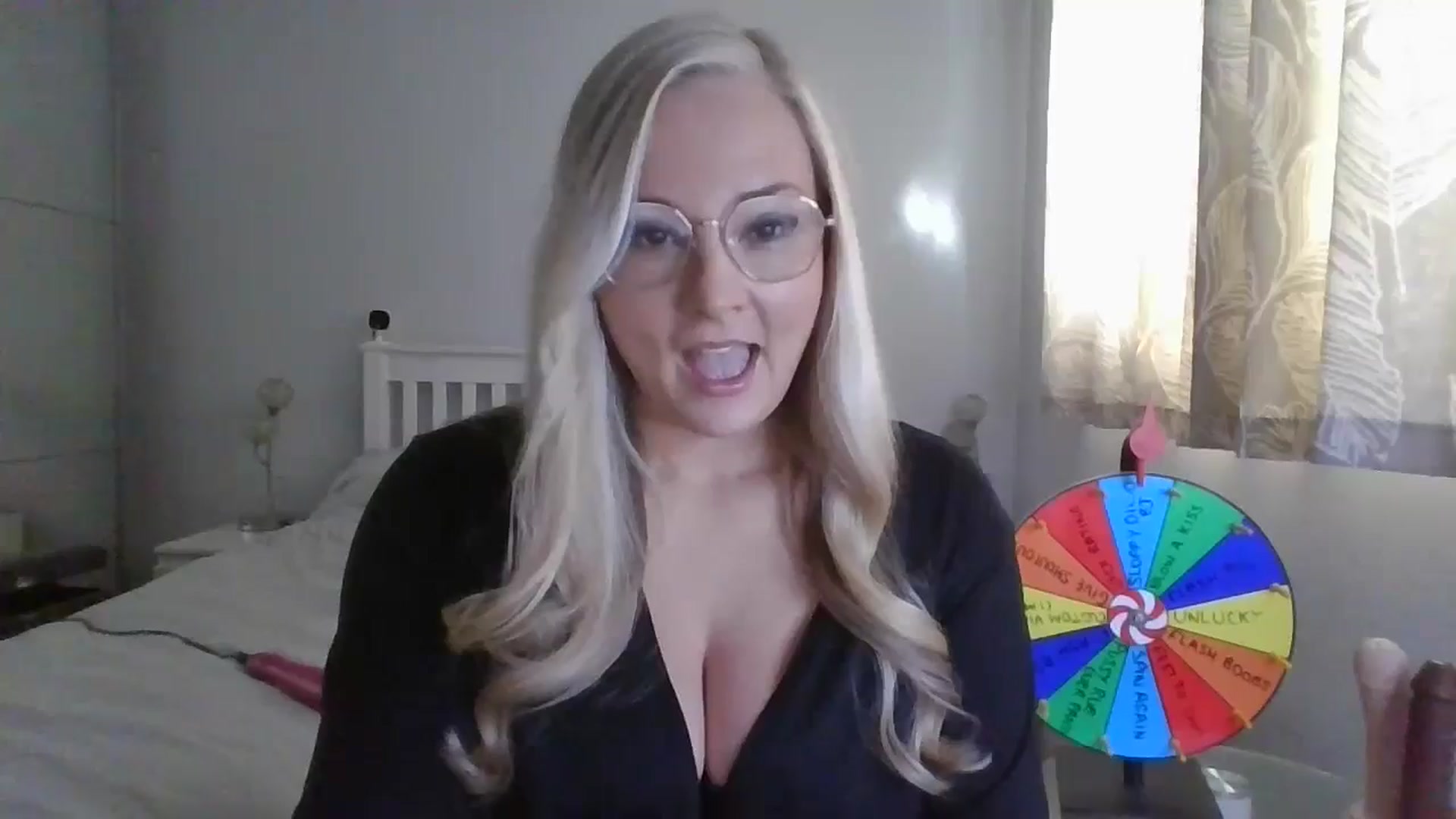 Gallery image thumbnail from AlexisBrookeX's myfreecams stream on, 11/29/2024, 13:21 image 5 of 20