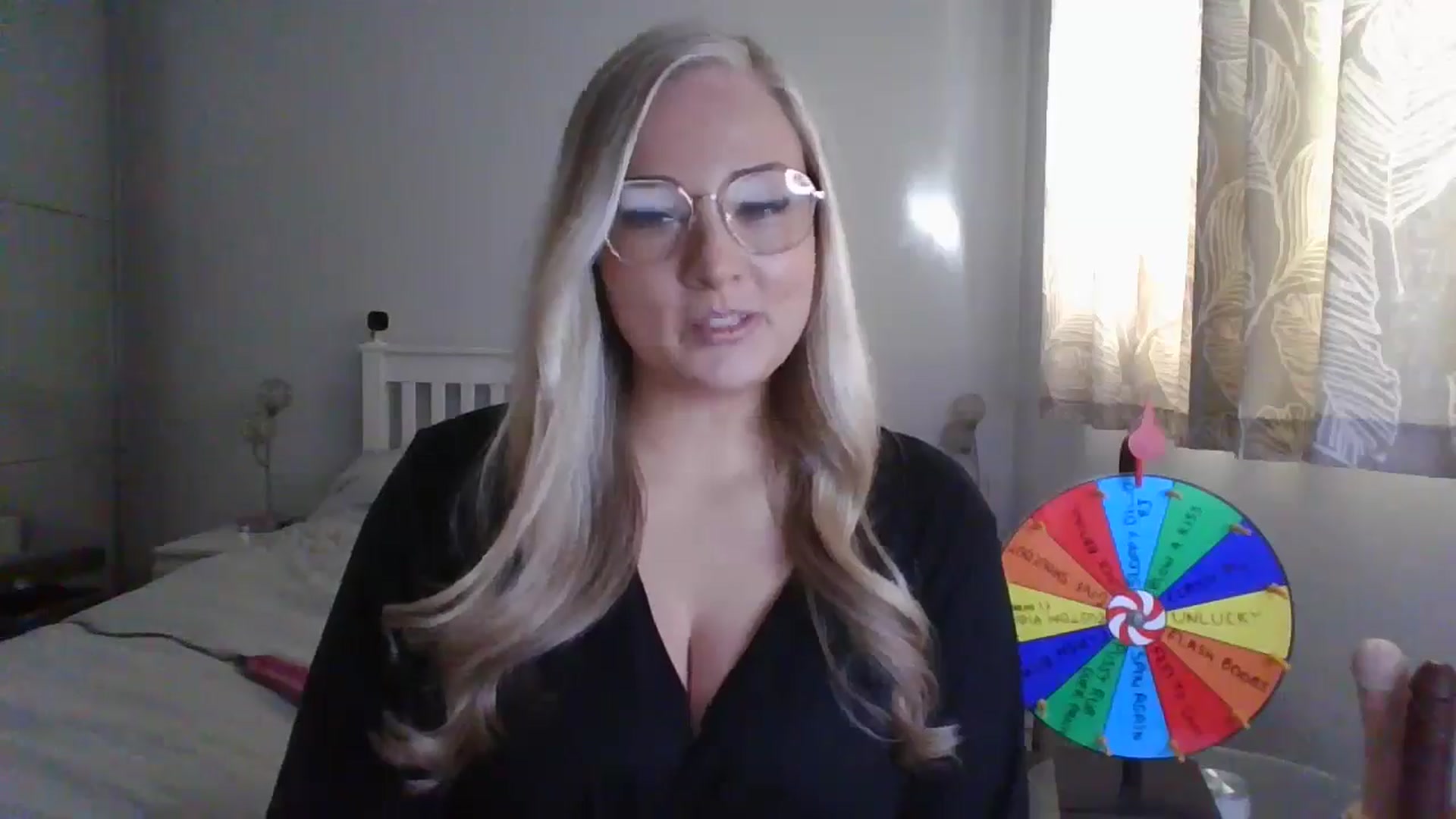 Gallery image thumbnail from AlexisBrookeX's myfreecams stream on, 11/29/2024, 13:21 image 7 of 20