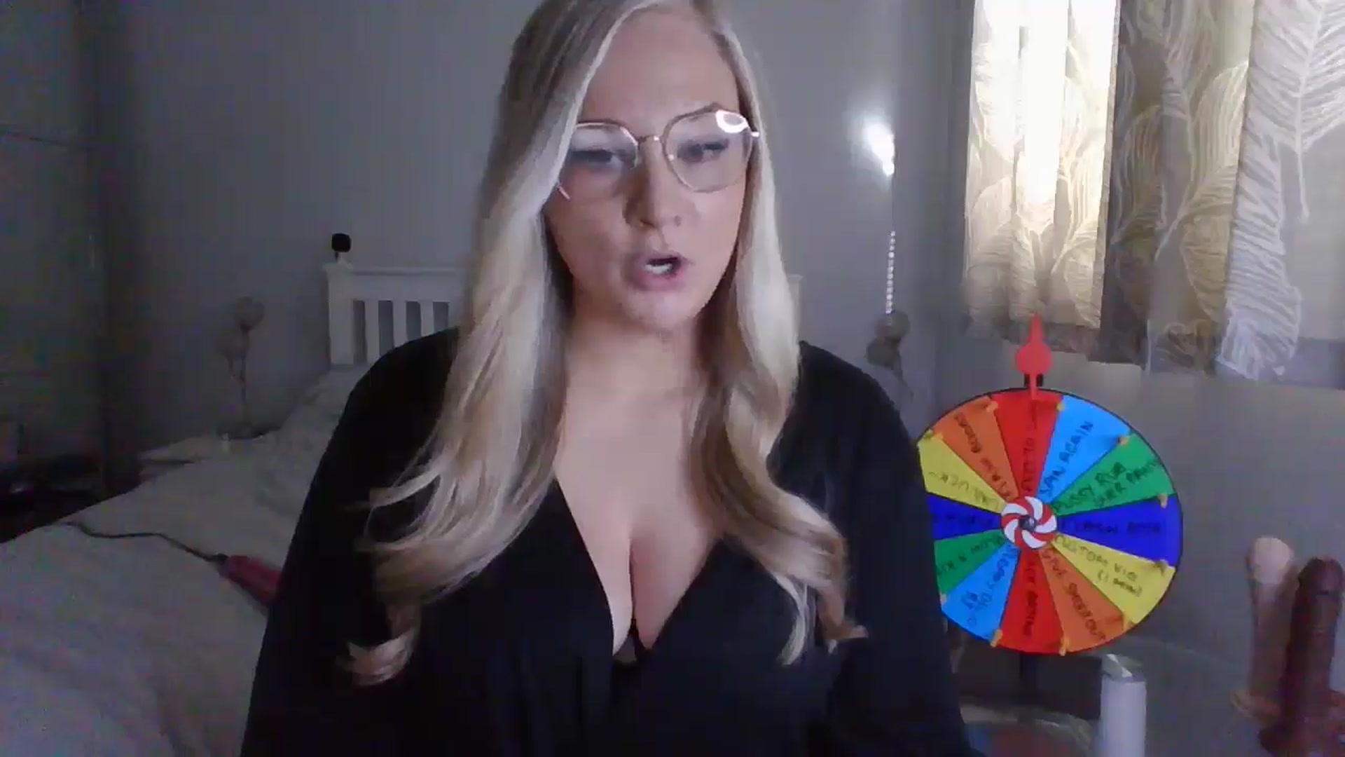 Gallery image thumbnail from AlexisBrookeX's myfreecams stream on, 11/29/2024, 13:21 image 15 of 20