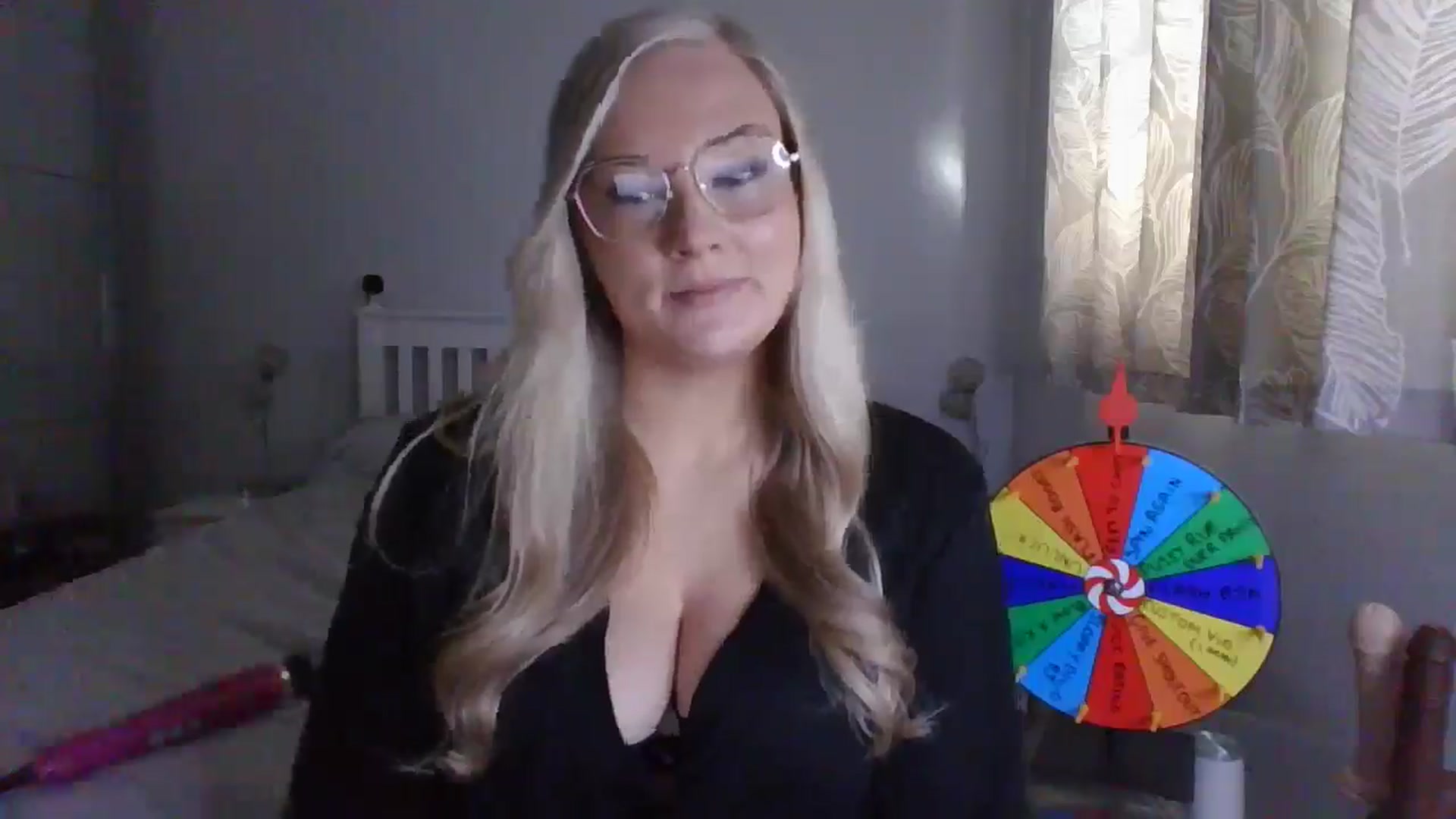 Gallery image thumbnail from AlexisBrookeX's myfreecams stream on, 11/29/2024, 13:21 image 18 of 20