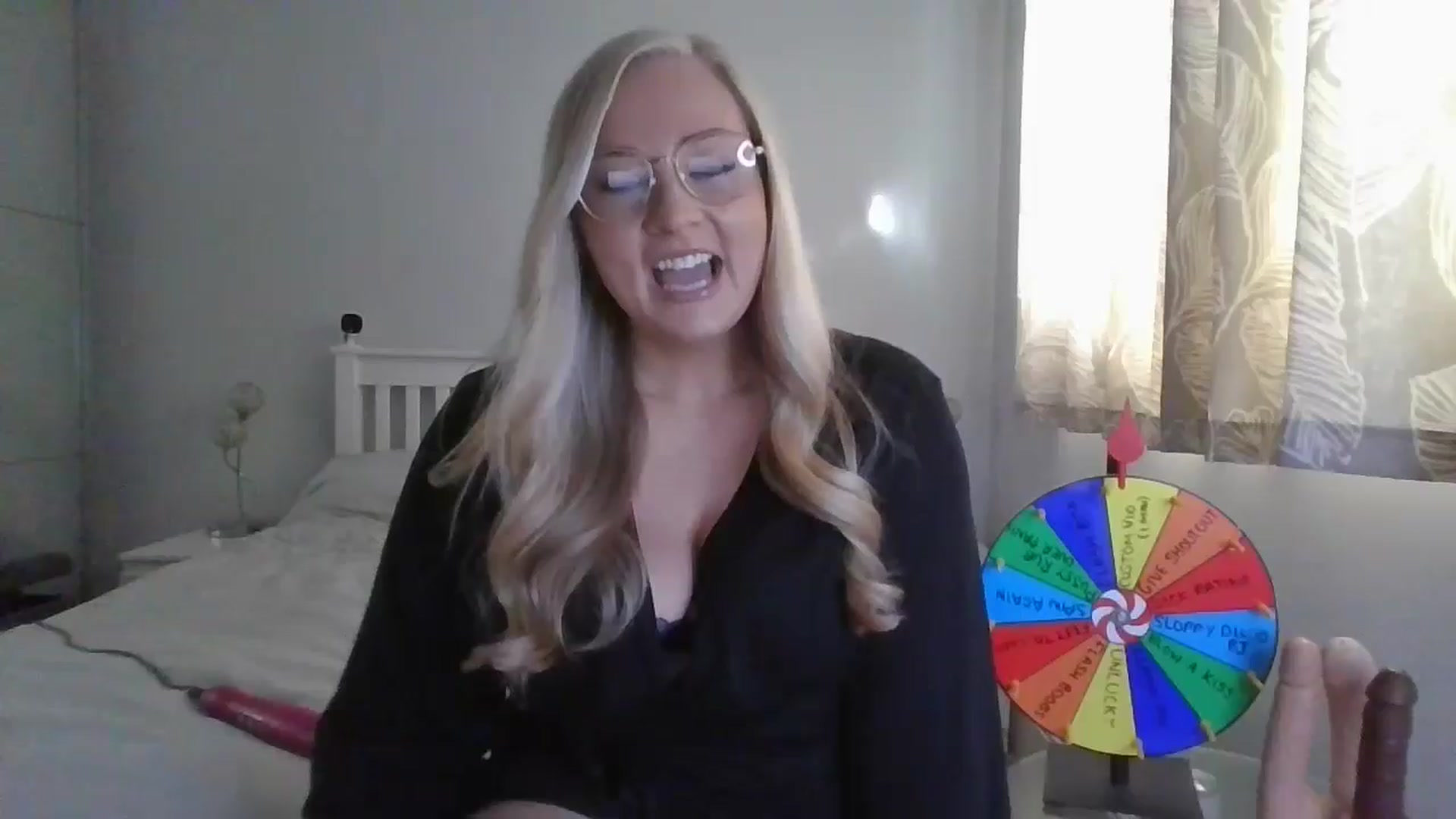 Gallery image thumbnail from AlexisBrookeX's myfreecams stream on, 11/29/2024, 13:21 image 1 of 20