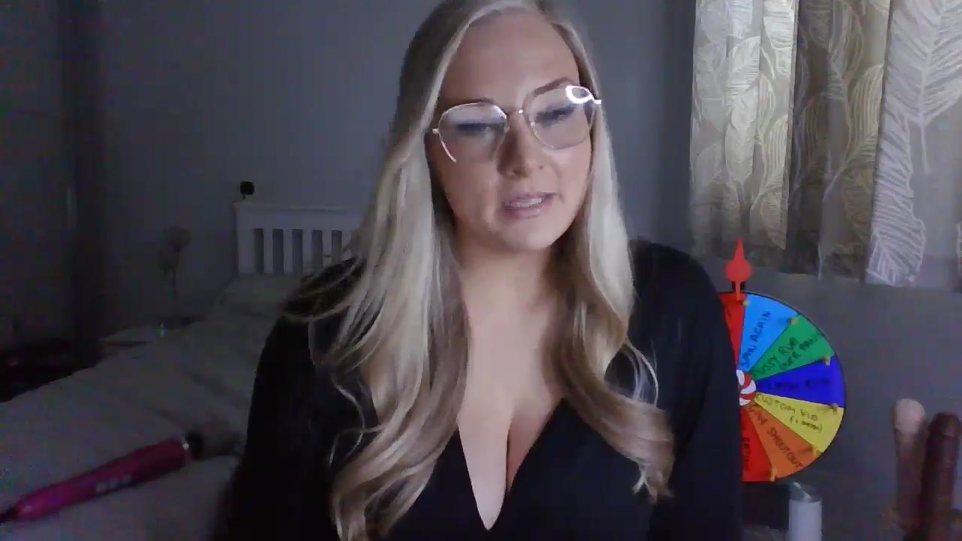 Gallery image thumbnail from AlexisBrookeX's myfreecams stream on, 11/29/2024, 13:41 image 15 of 20