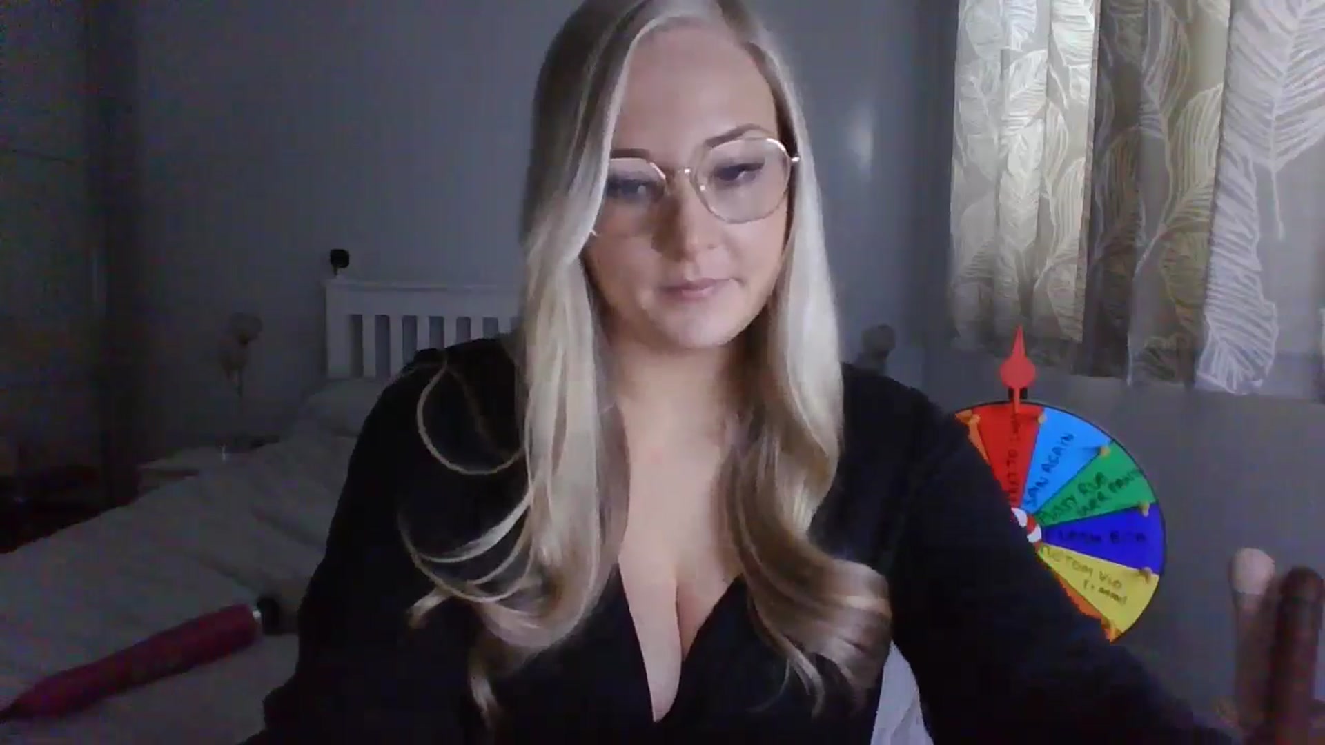 Gallery image thumbnail from AlexisBrookeX's myfreecams stream on, 11/29/2024, 13:41 image 4 of 20