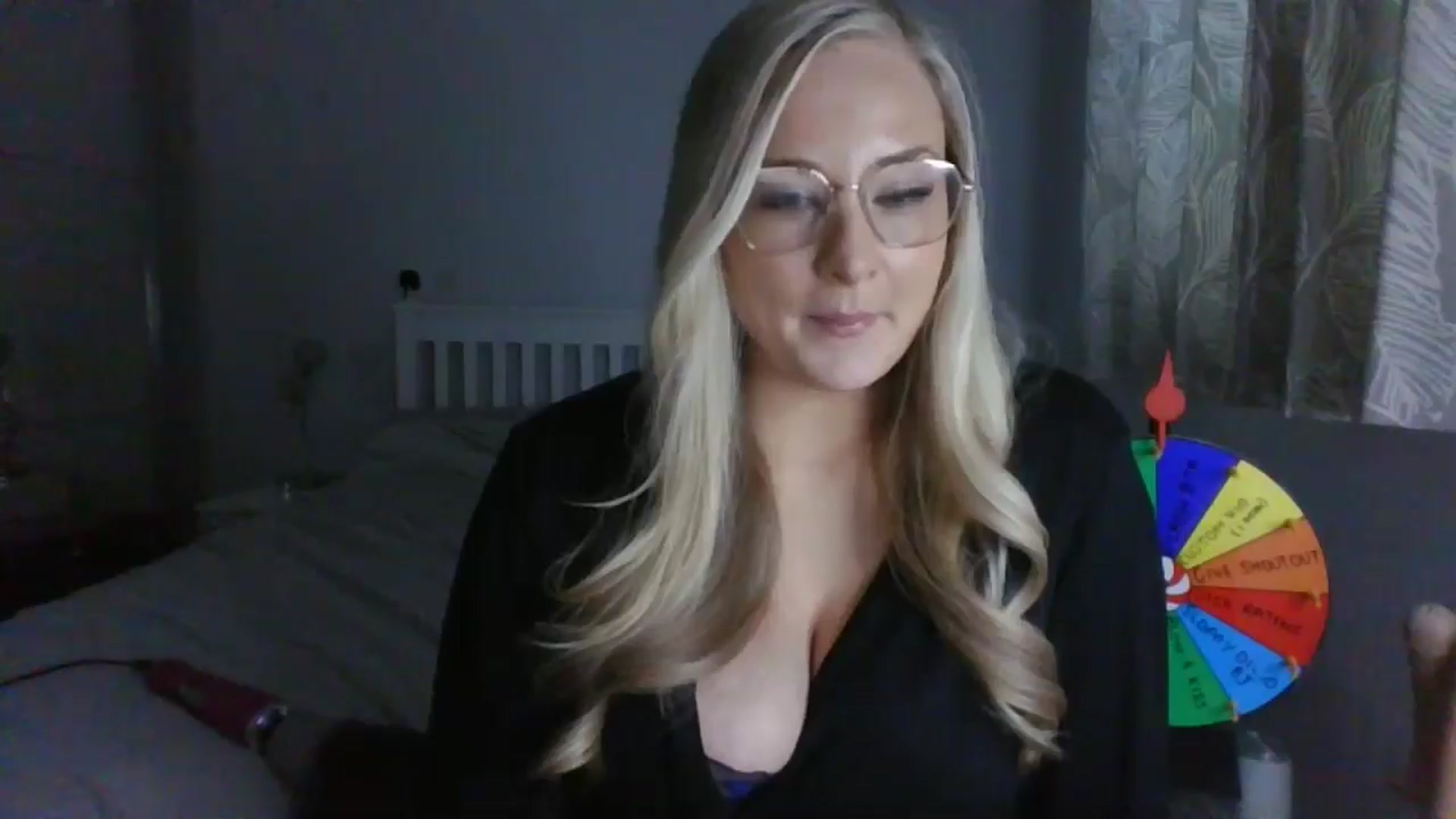 Gallery image thumbnail from AlexisBrookeX's myfreecams stream on, 11/29/2024, 15:16 image 13 of 20