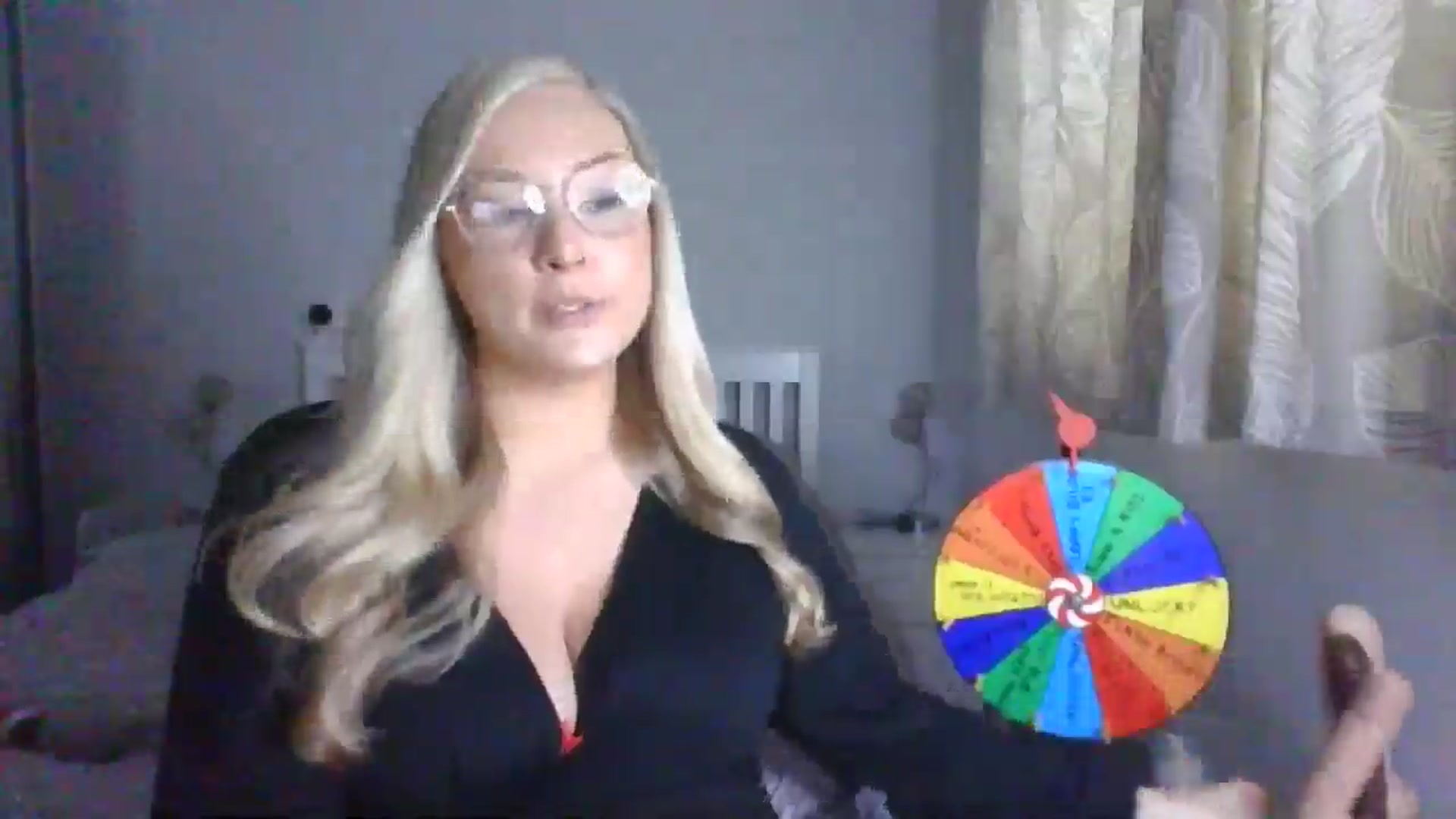 Gallery image thumbnail from AlexisBrookeX's myfreecams stream on, 12/05/2024, 12:36 image 6 of 20