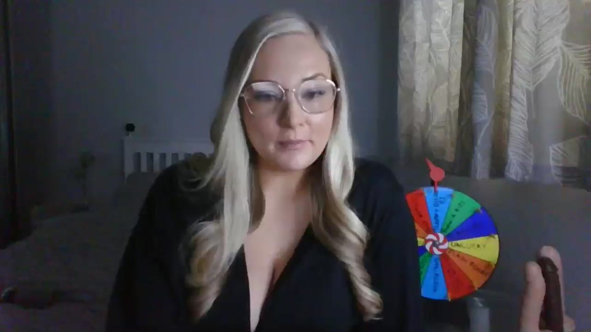Gallery image thumbnail from AlexisBrookeX's myfreecams stream on, 12/05/2024, 12:36 image 11 of 20